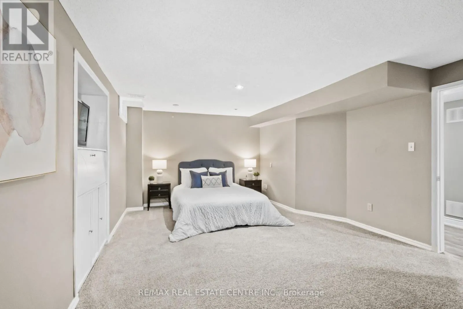 20 DRIFTWOOD PLACE