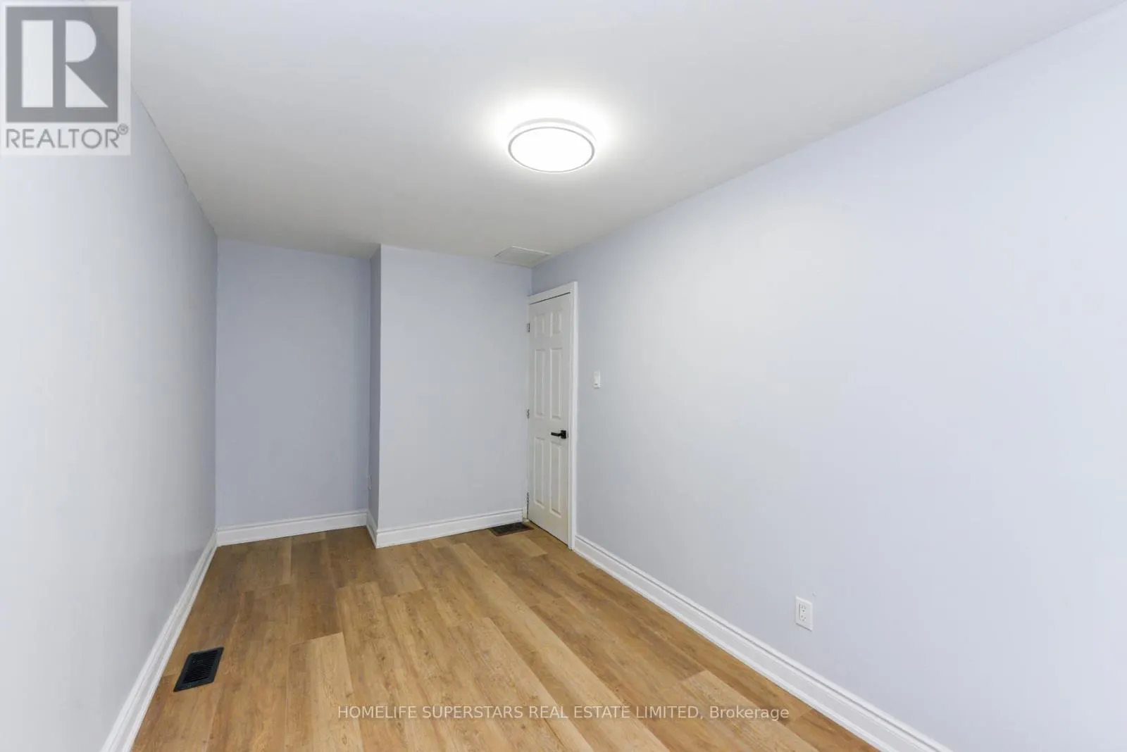 15 DOVER ROAD
