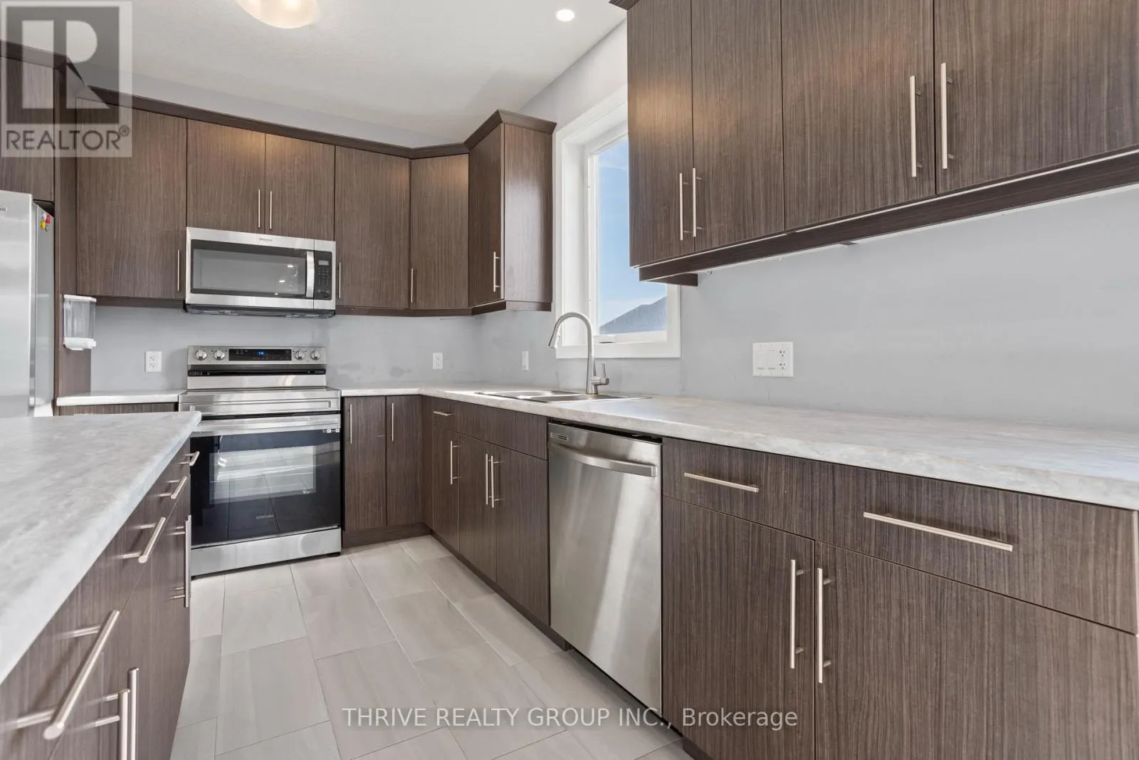 300 EDGEVALLEY ROAD