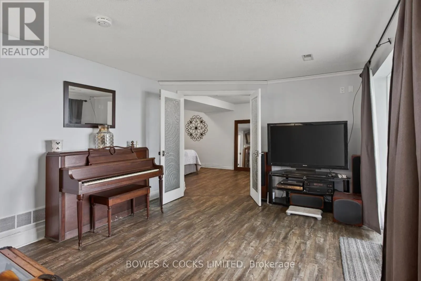 284 PORT HOOVER ROAD