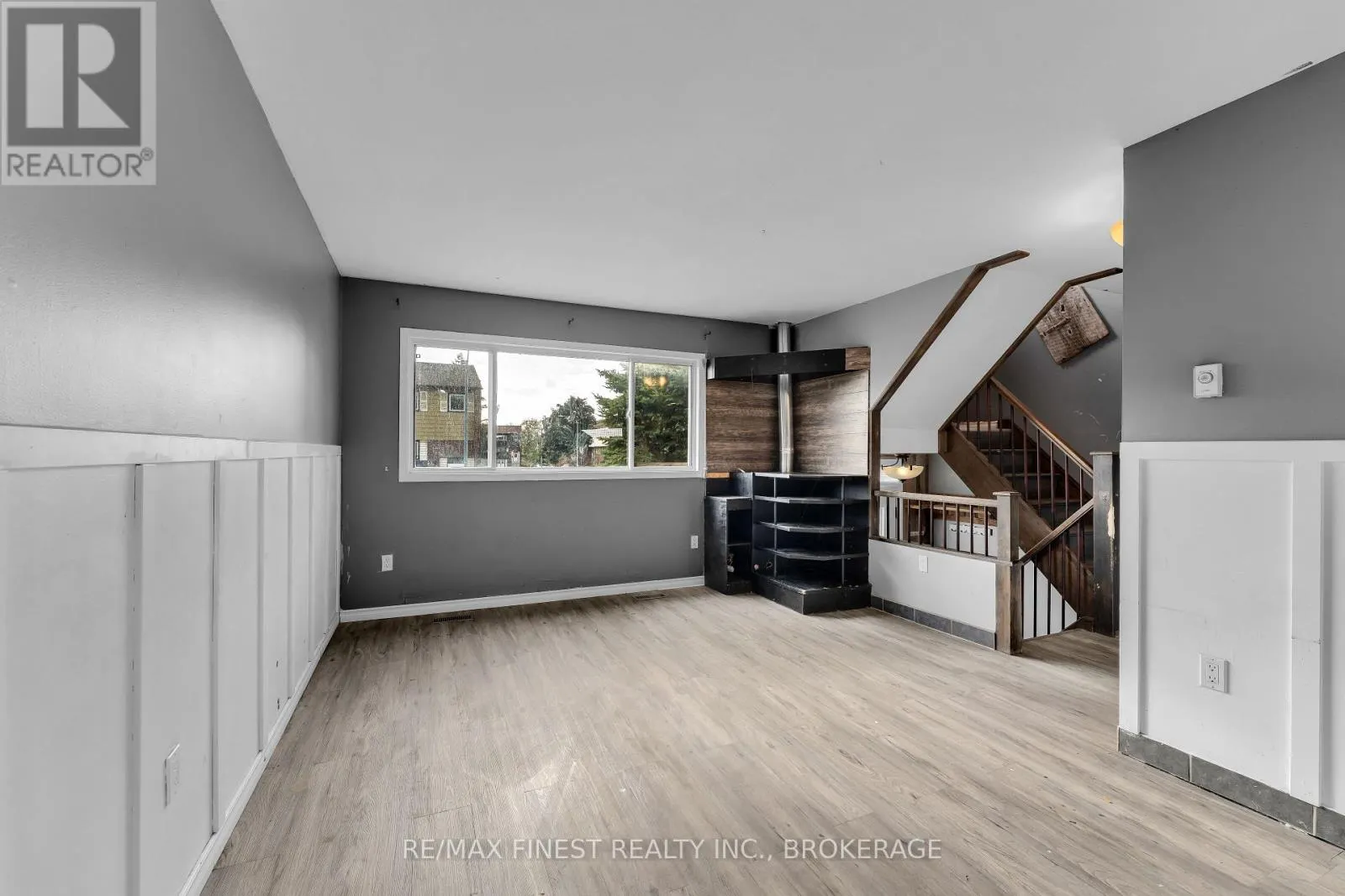 5 MEADOW LANE