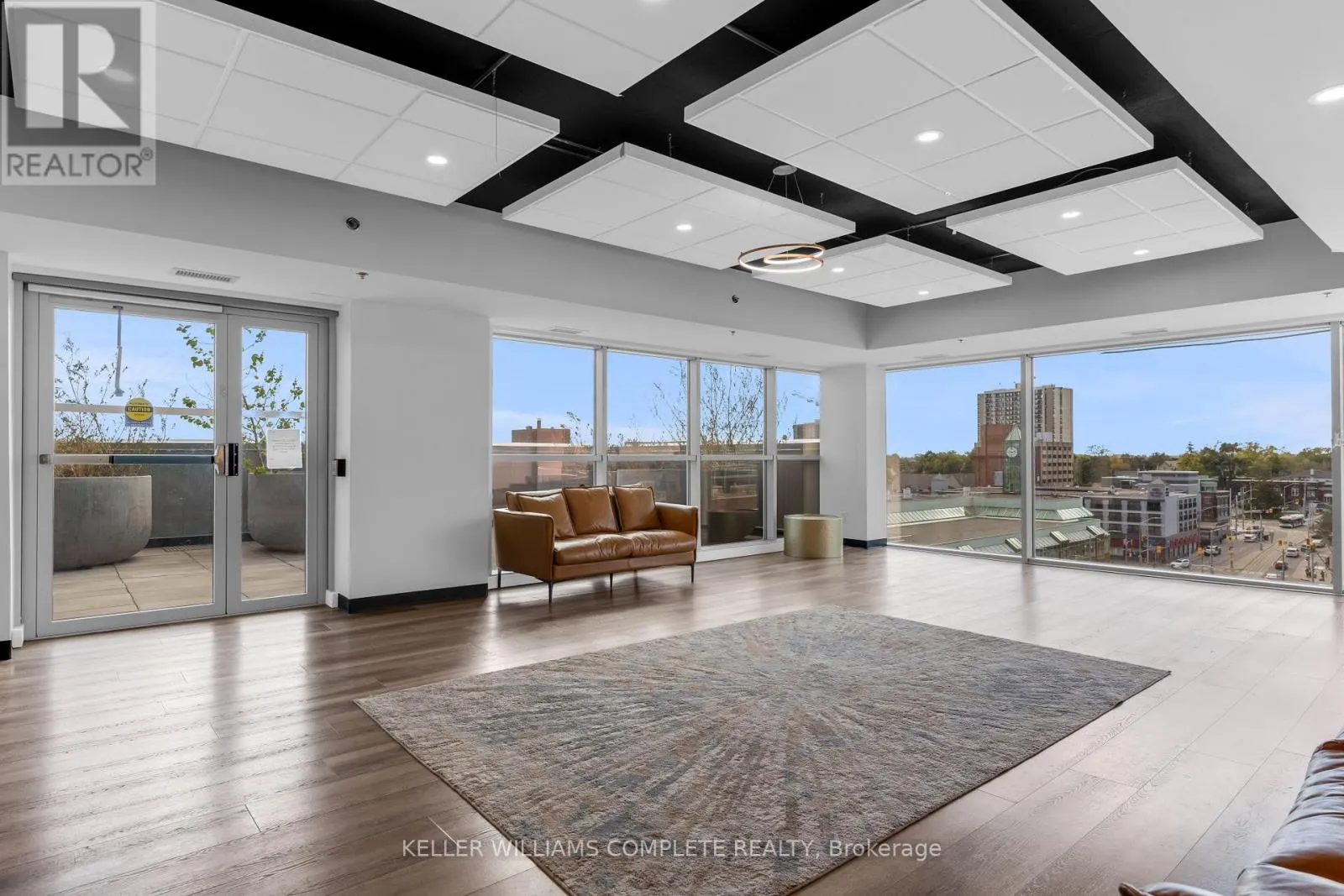 307 - 60 FREDERICK STREET