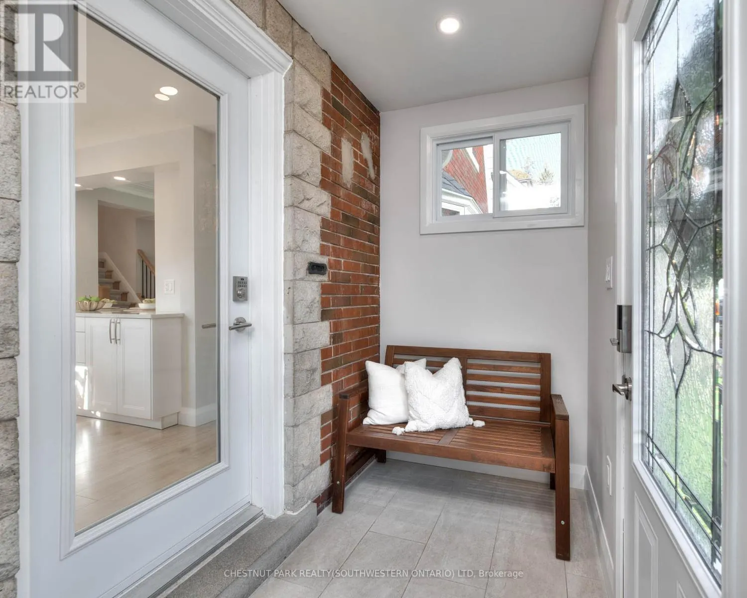 112 CEDAR STREET S