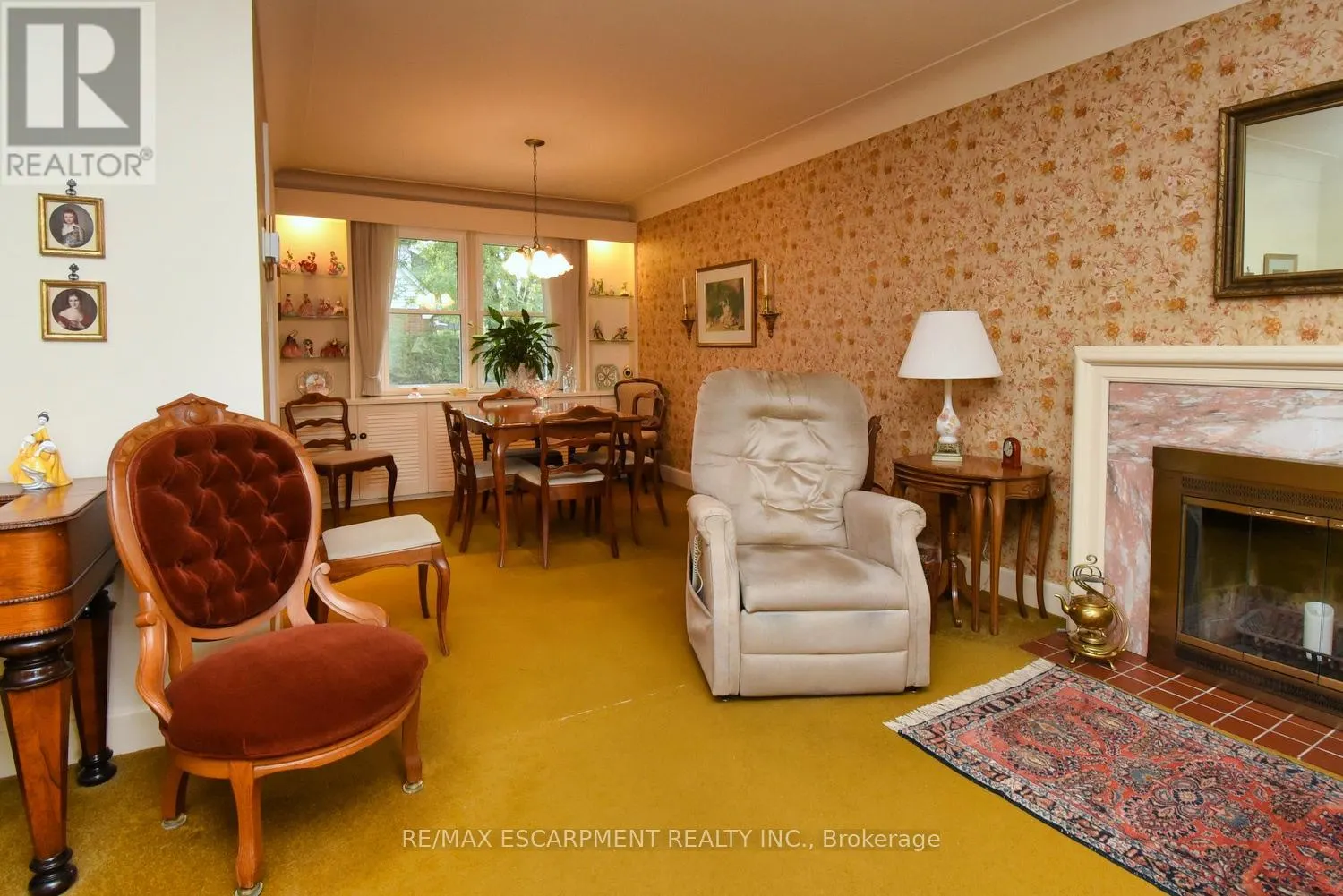 32 GRANT BOULEVARD