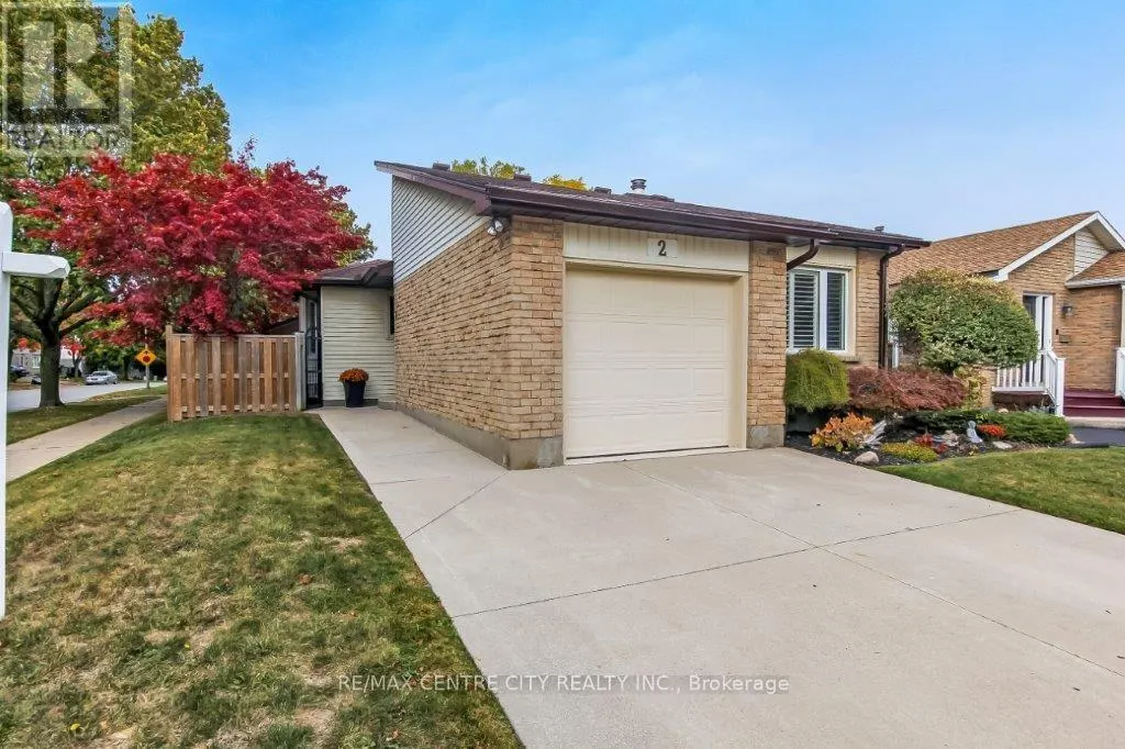2 ALDERSBROOK CRESCENT