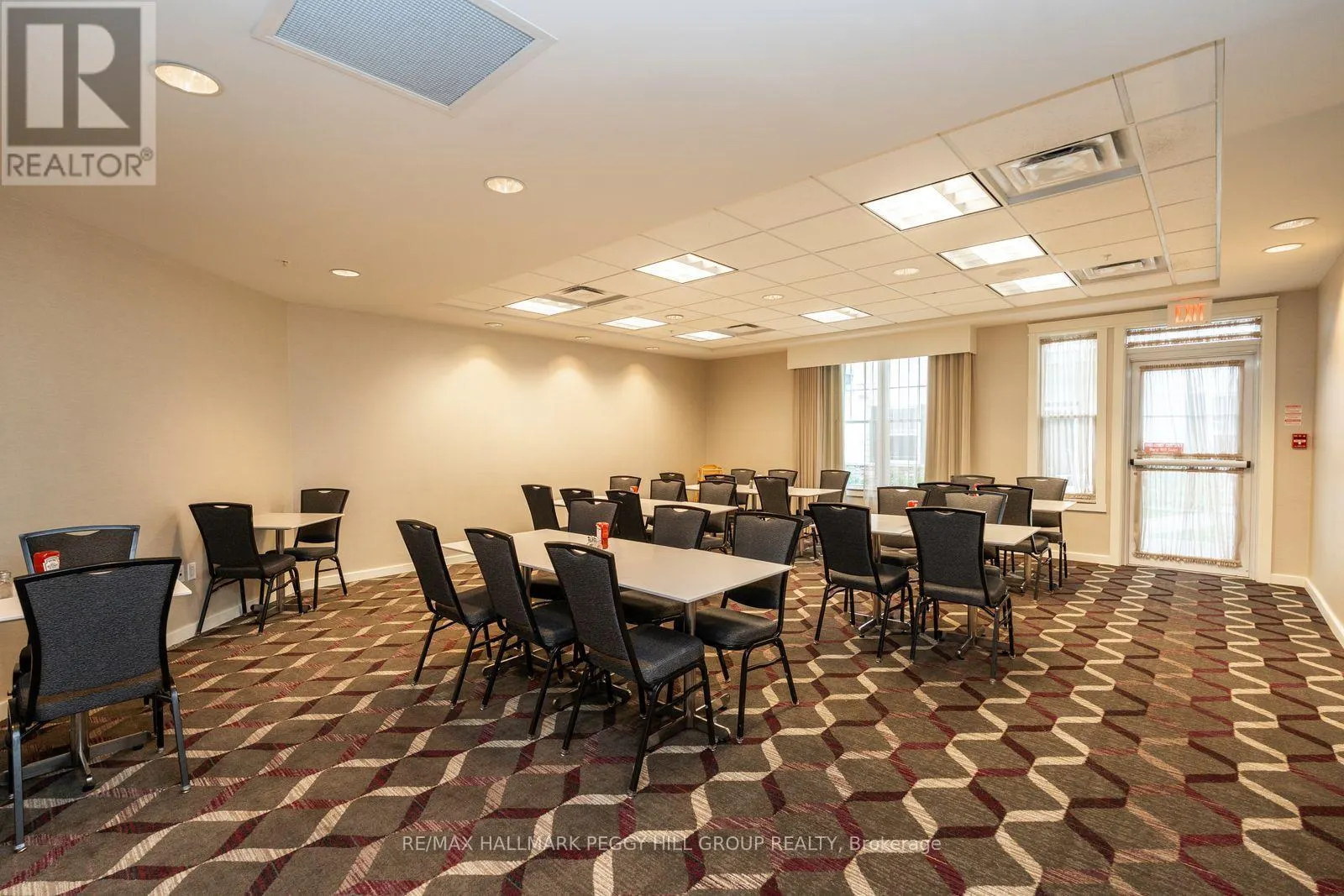 410 - 285 STEAMSHIP BAY ROAD