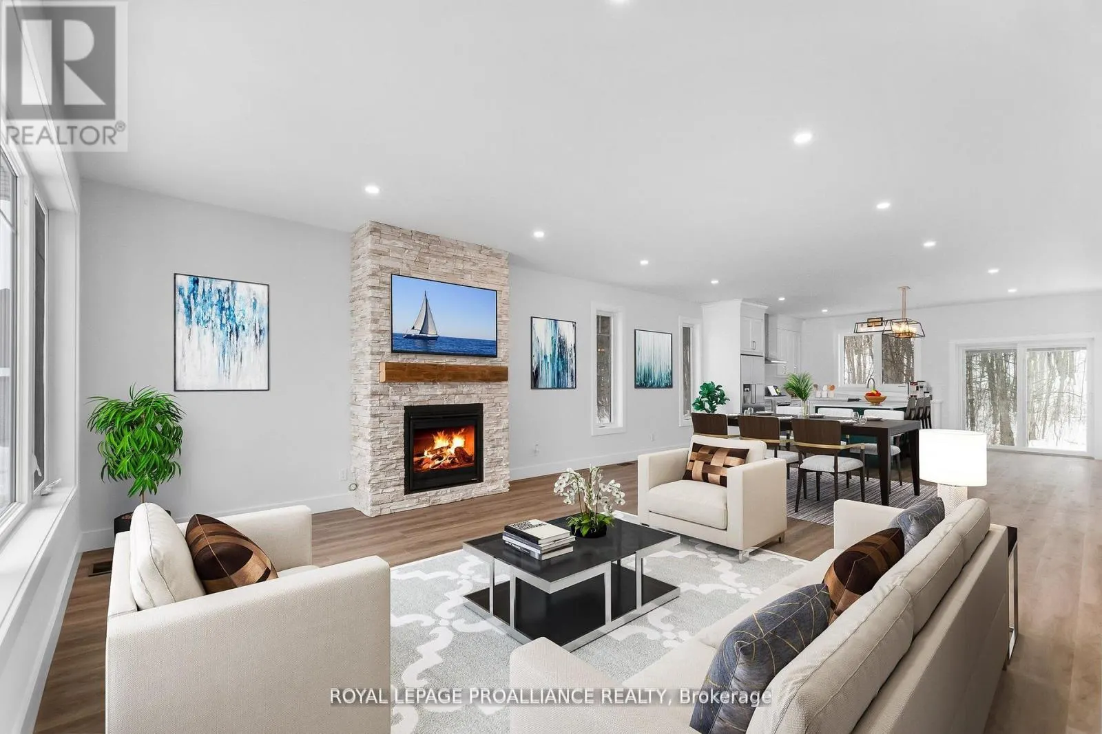 38 RIVERSIDE TRAIL