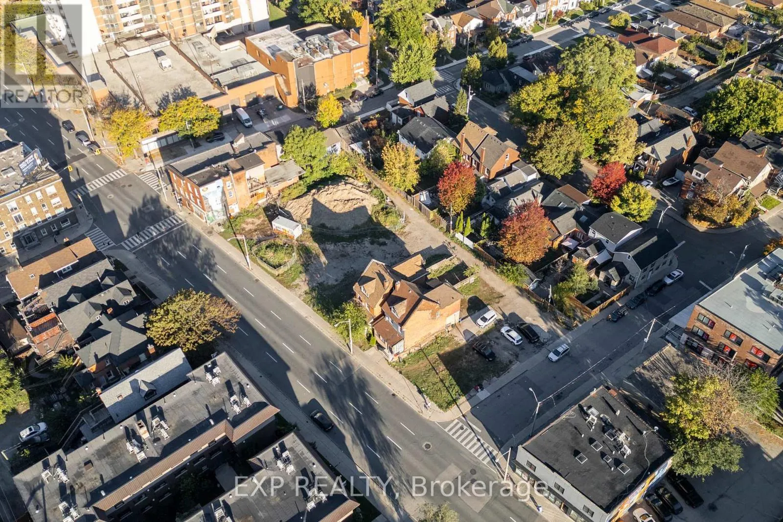 547 KING STREET E