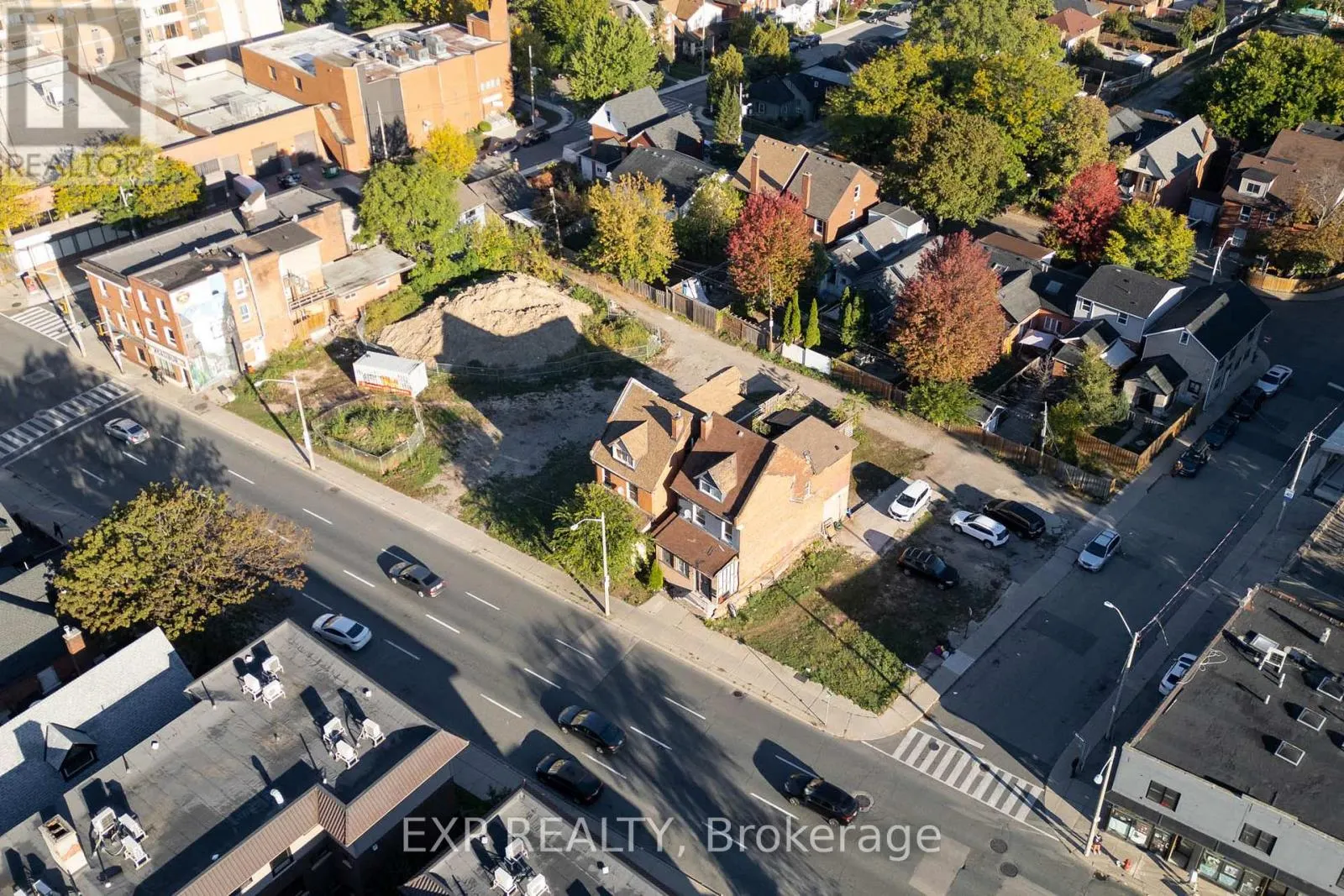 547 KING STREET E
