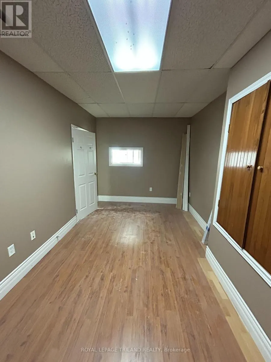 30 - 1398 WELLINGTON ROAD, #30