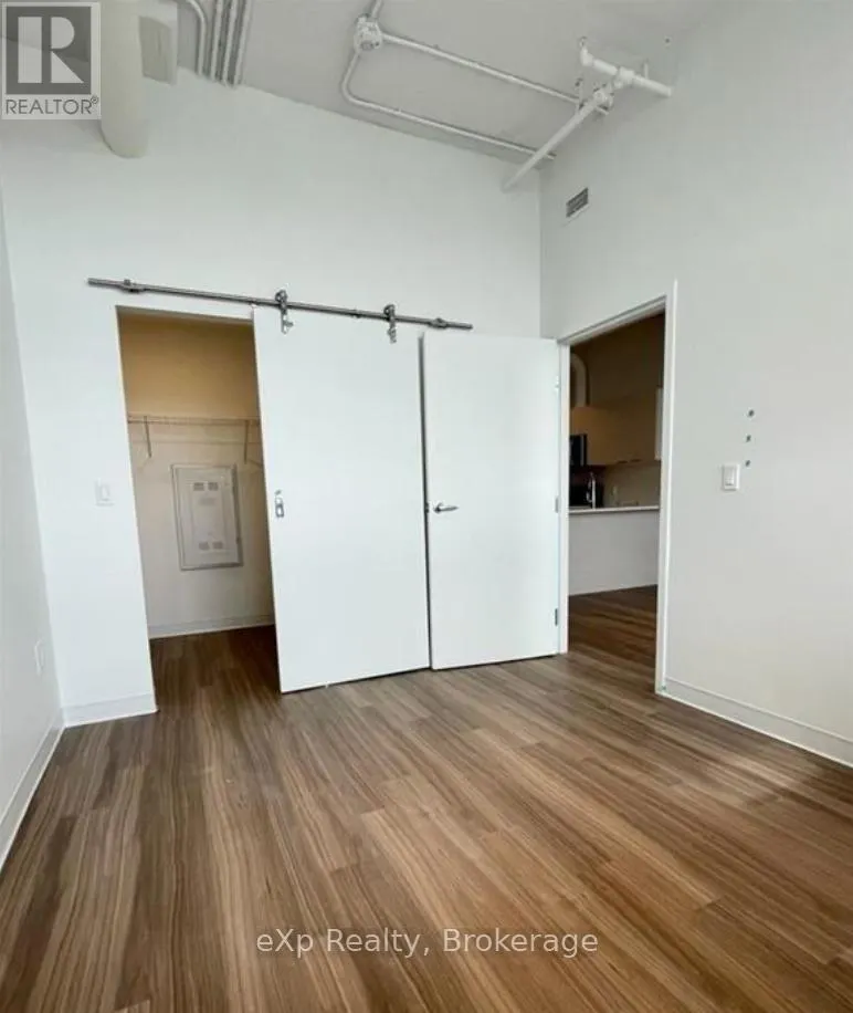 205 - 120 HURON STREET, #205