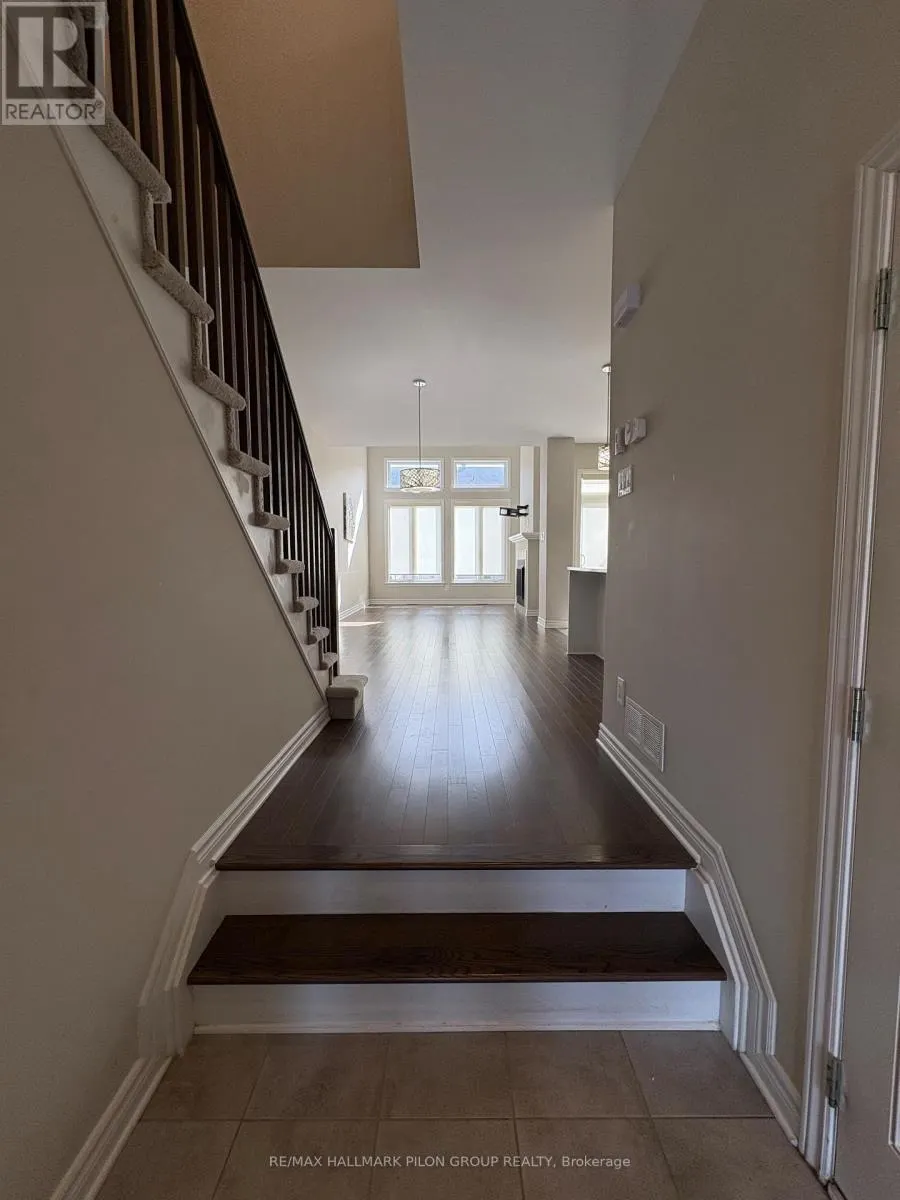 324 RAINROCK CRESCENT