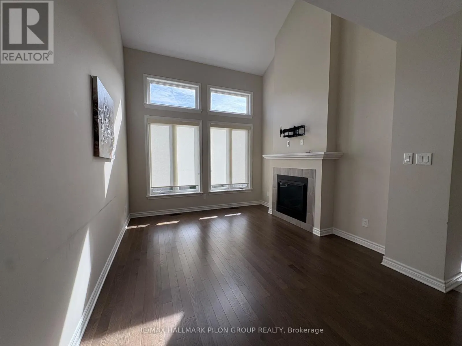 324 RAINROCK CRESCENT