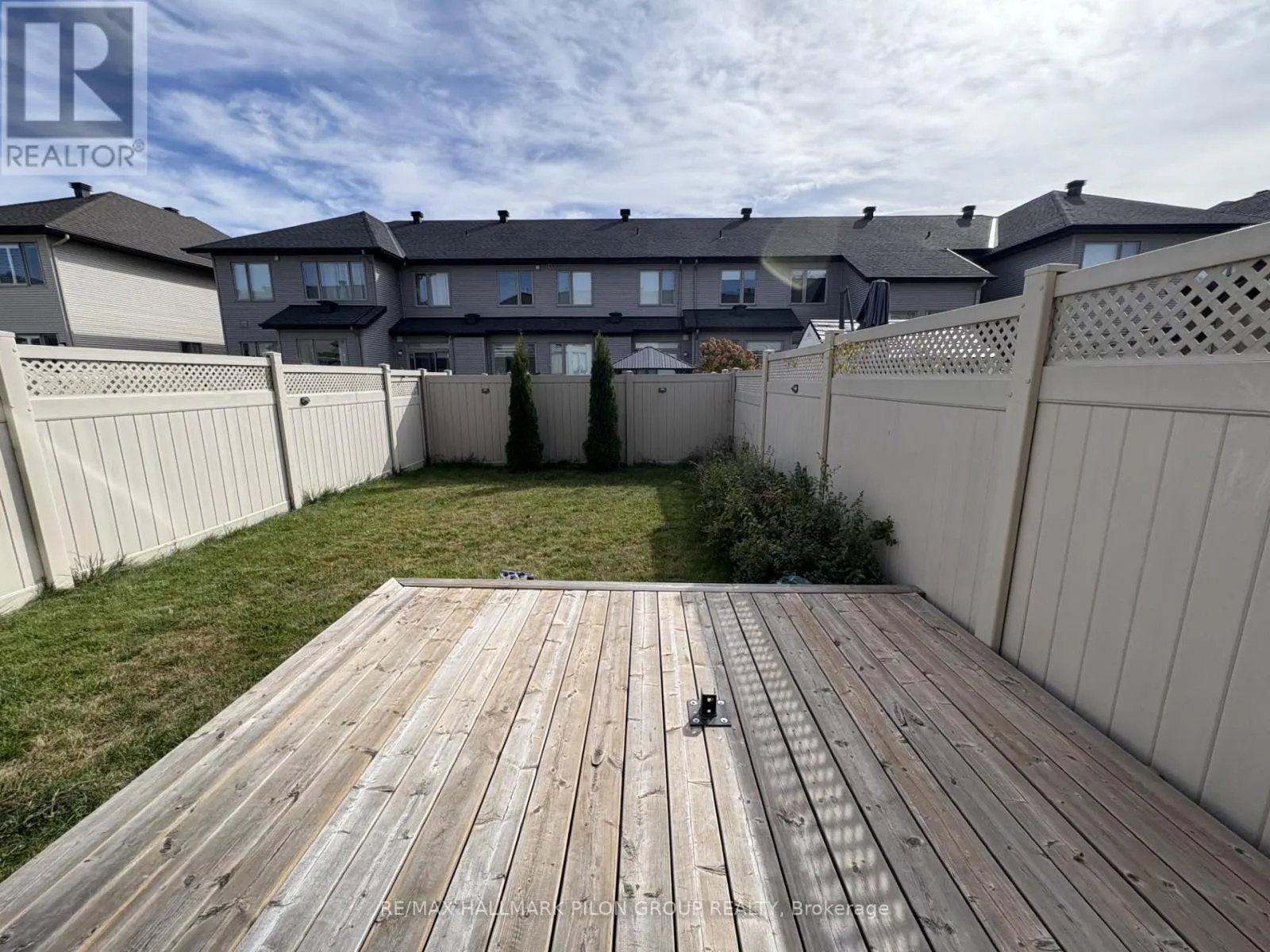 324 RAINROCK CRESCENT