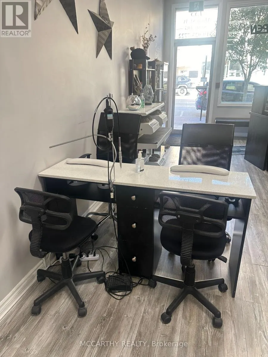 103 - 155 MAIN STREET W