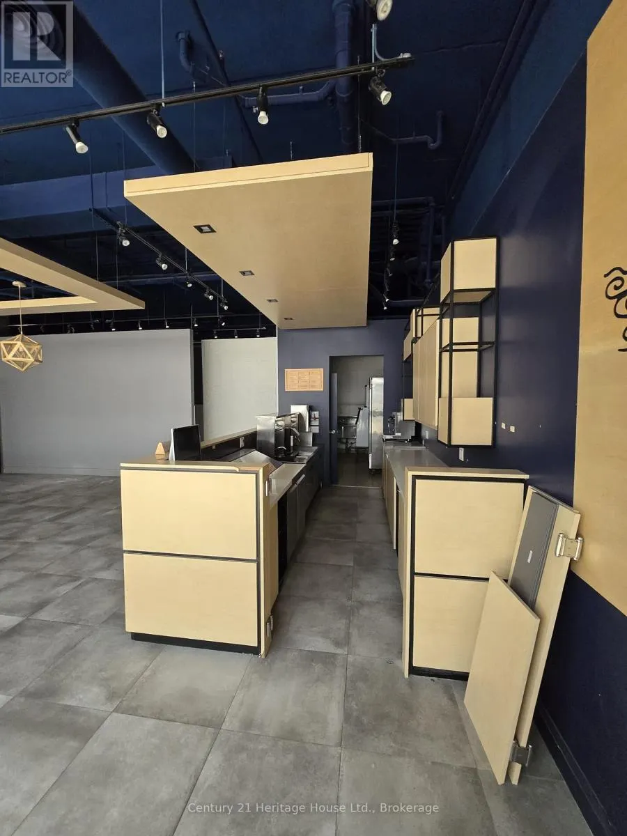 216 - 130 COLUMBIA STREET W, #216