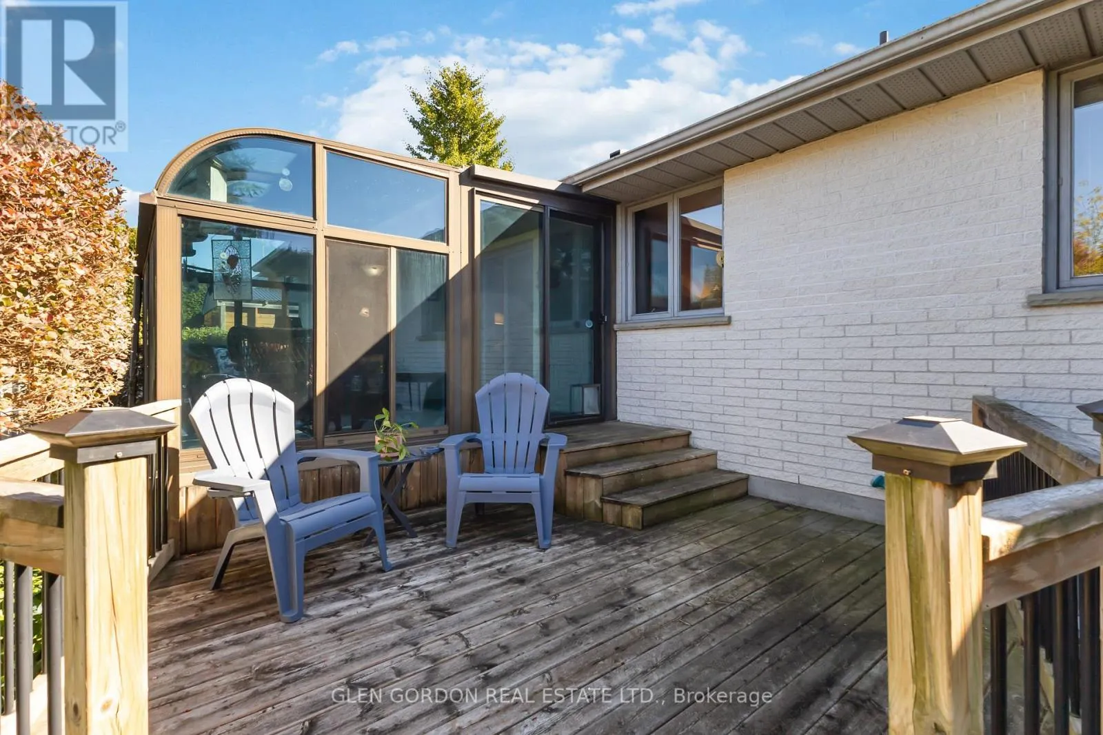 71 PARKVIEW CRESCENT