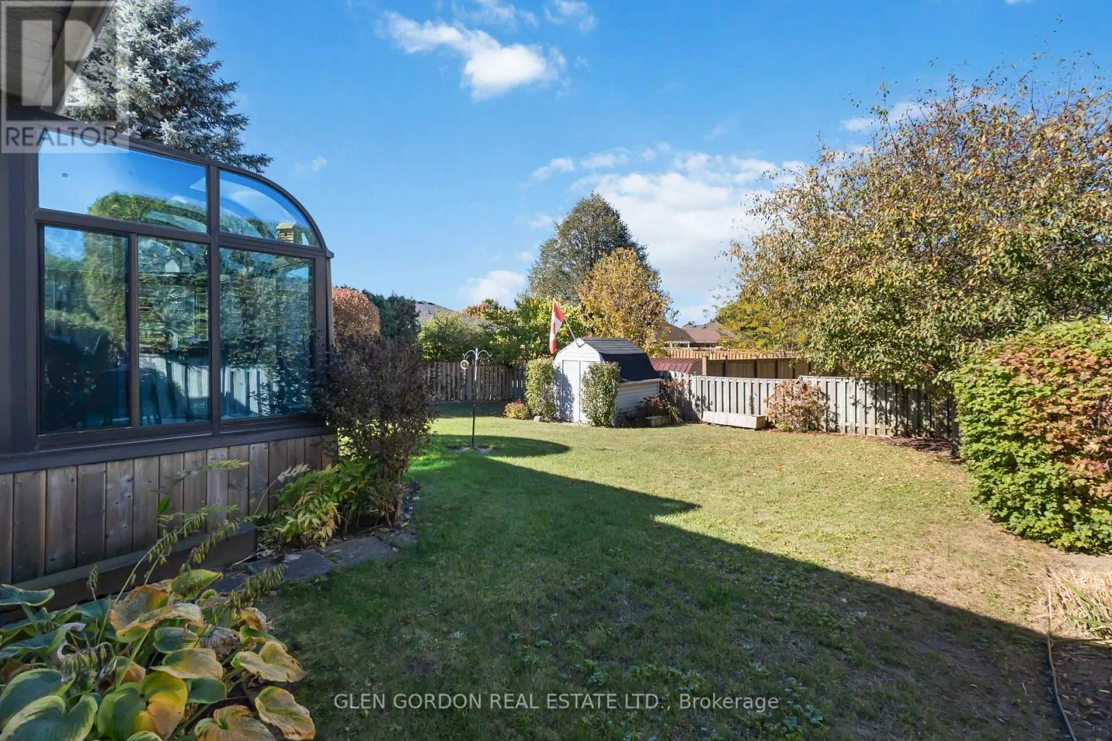 71 PARKVIEW CRESCENT