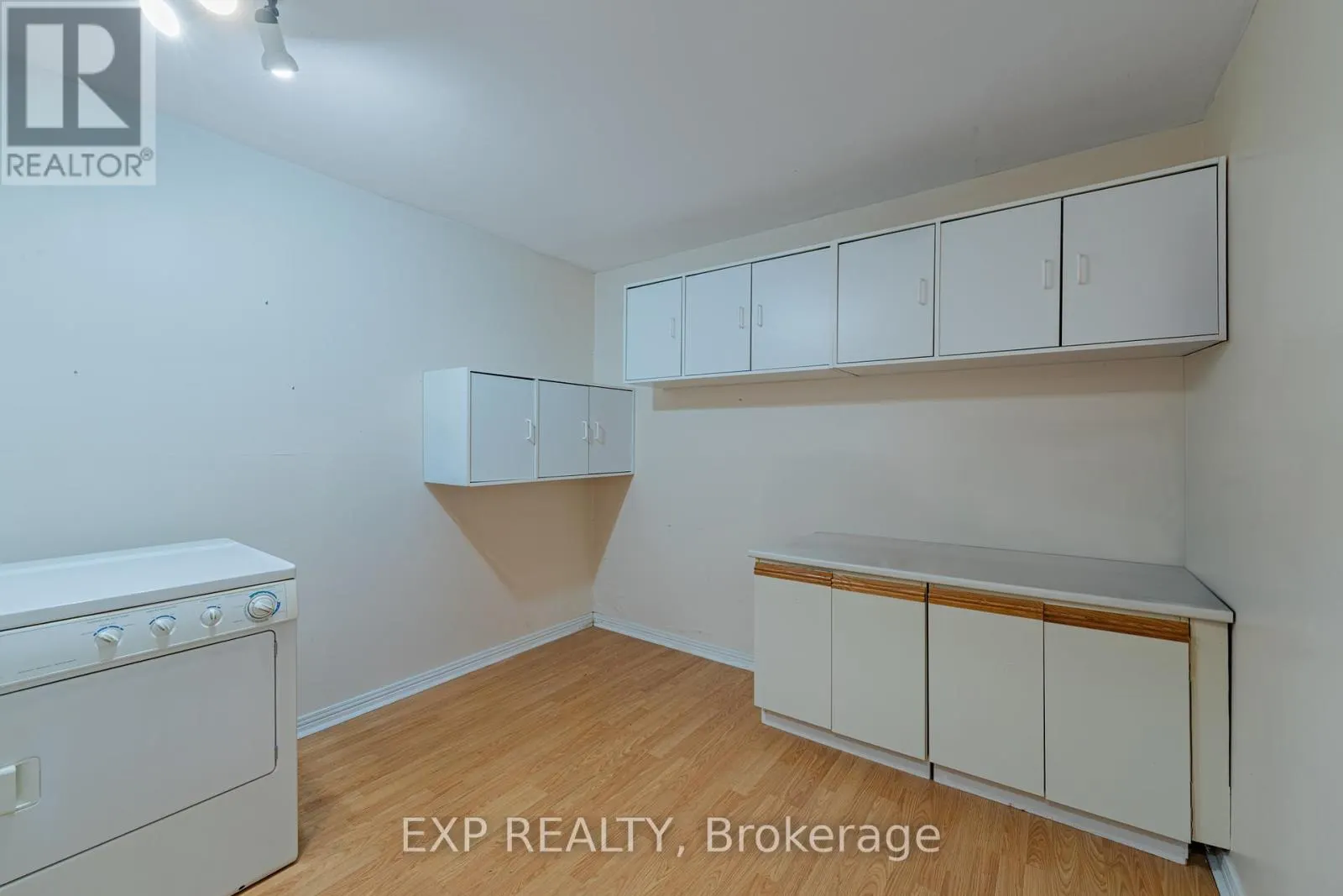 208 STRATAS COURT