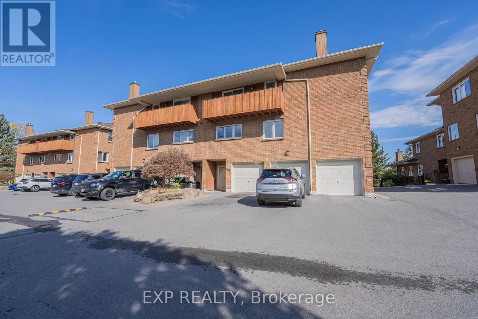 208 STRATAS COURT