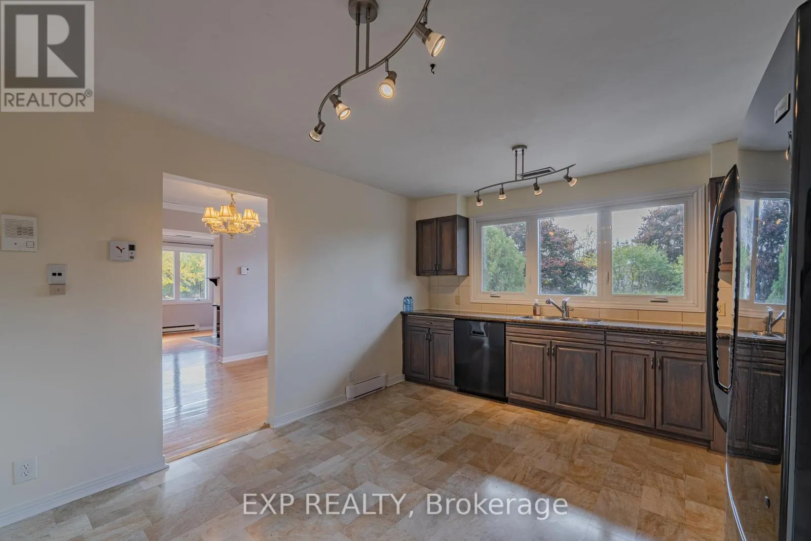 208 STRATAS COURT