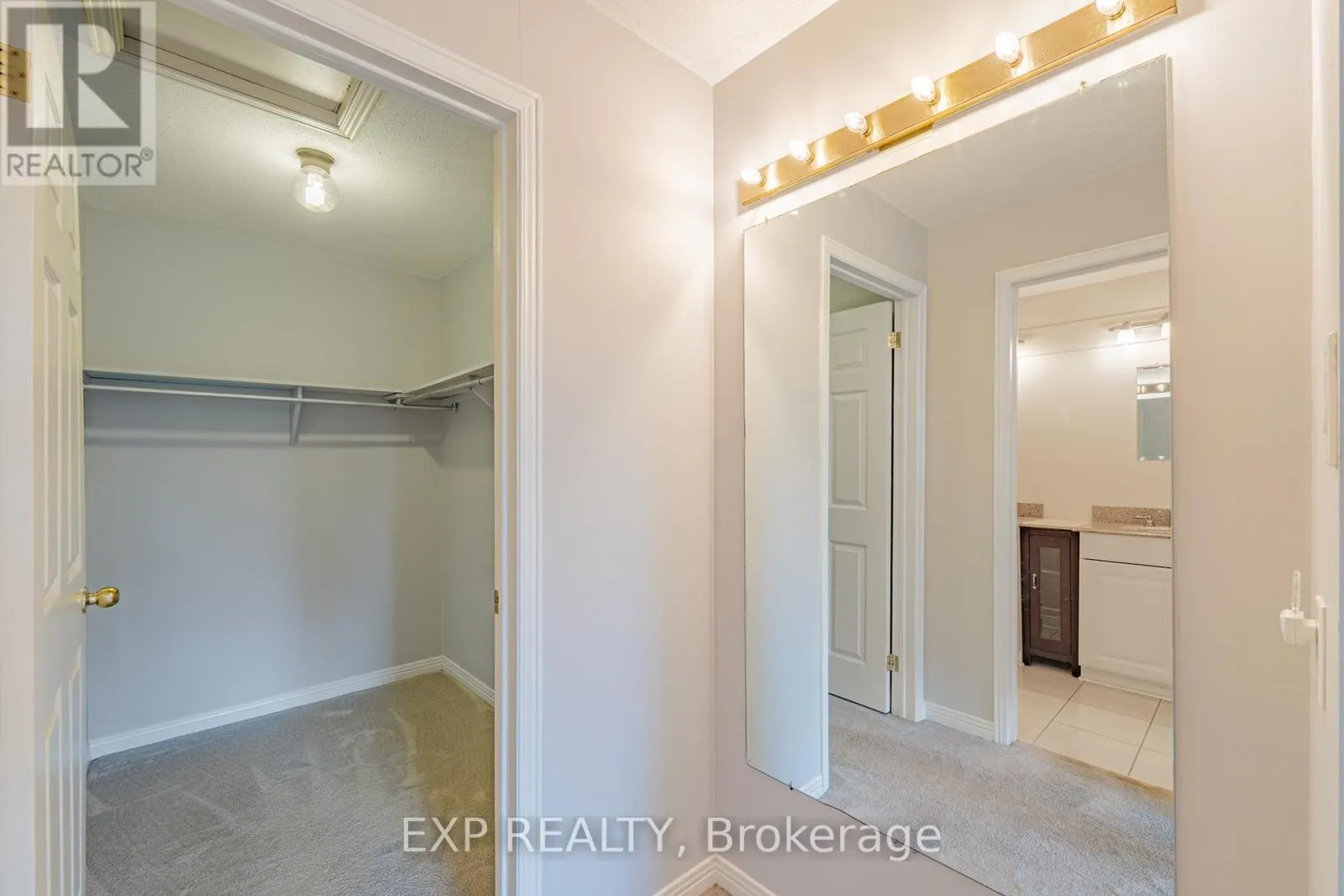 208 STRATAS COURT