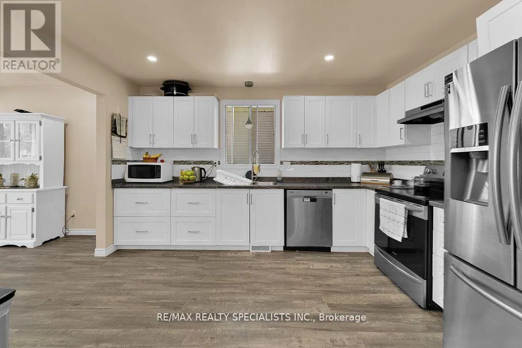 3195 CONSERVATION DRIVE W