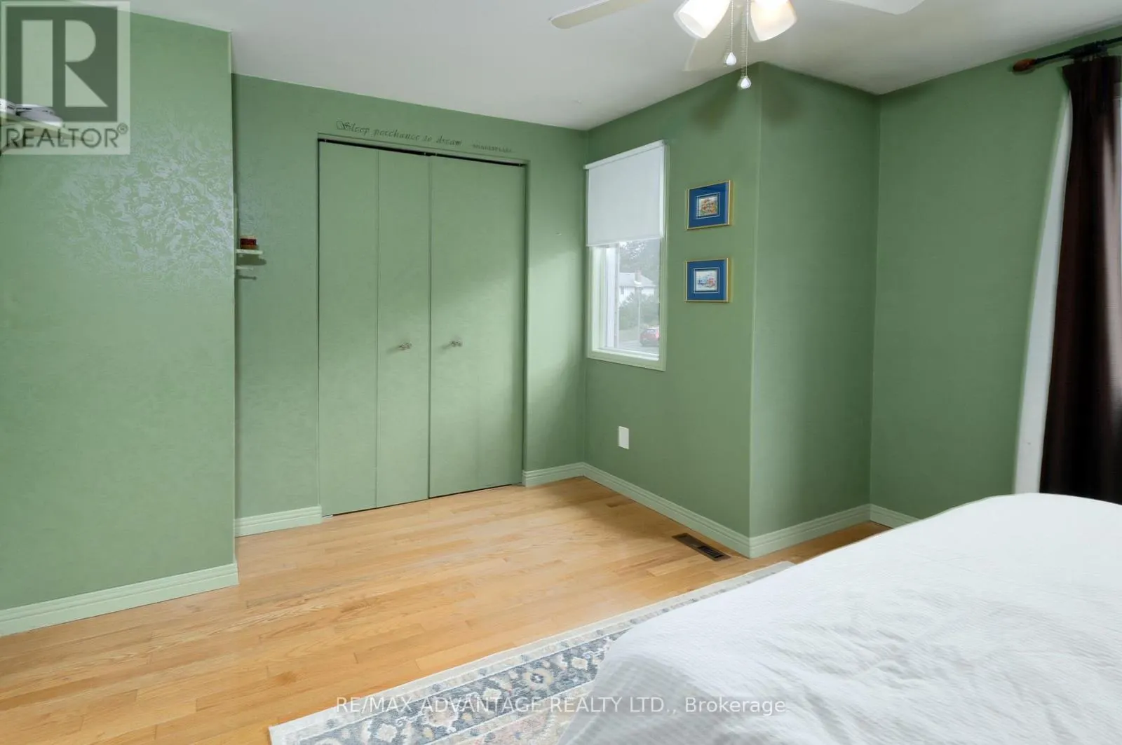 63 WALMER GARDENS
