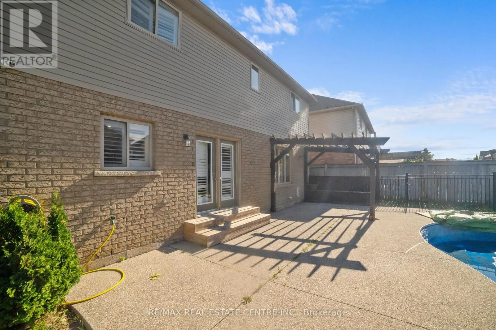 170 SOUTHBROOK DRIVE W