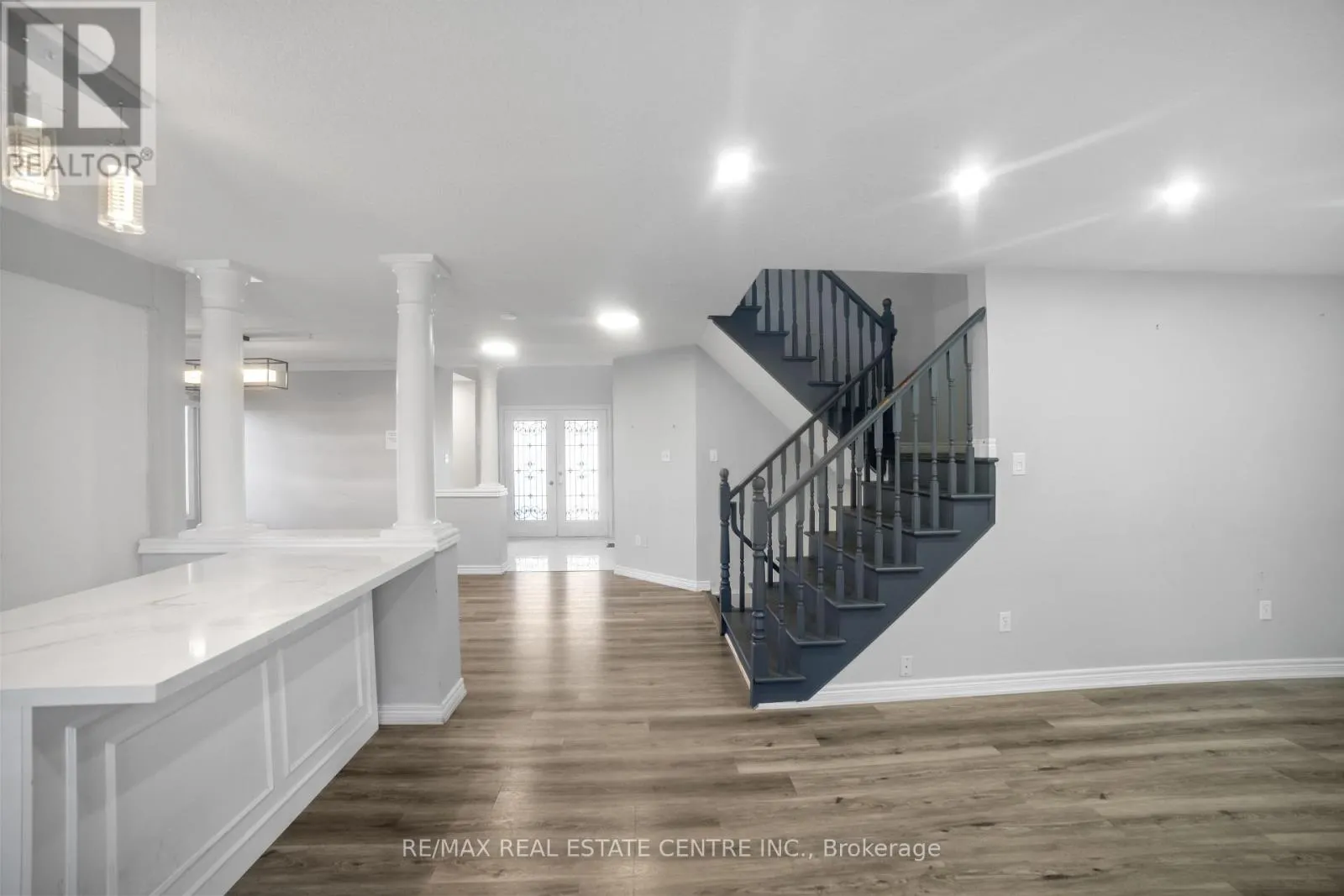 170 SOUTHBROOK DRIVE W