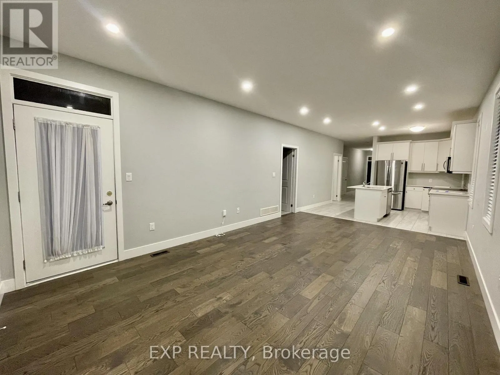 52 - 2284 EVANS BOULEVARD, #52