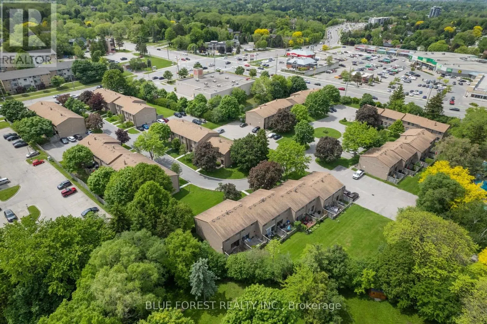 15 - 696 WONDERLAND ROAD S, #15