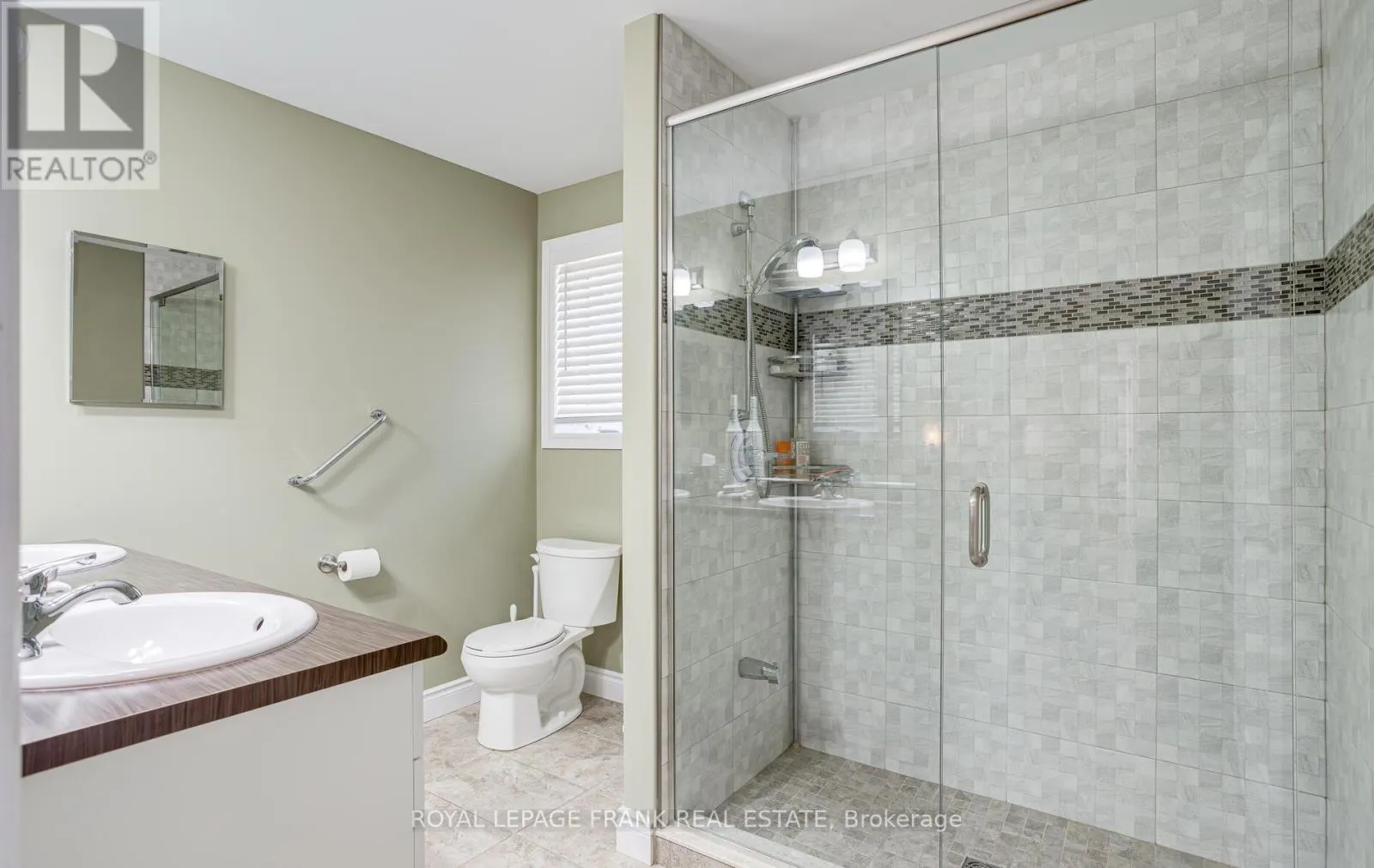 41 CORTLAND WAY