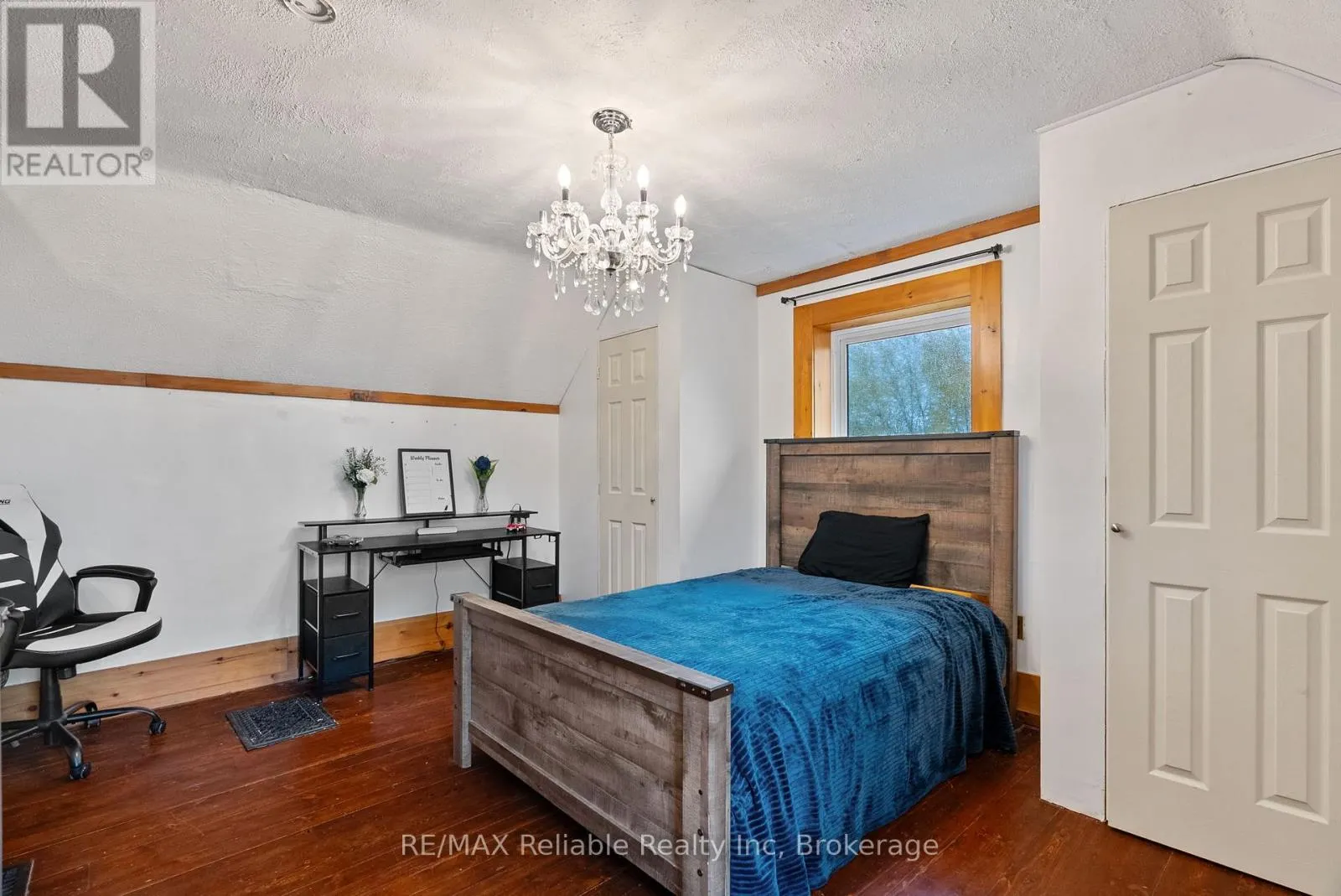 43488 CHISELHURST ROAD