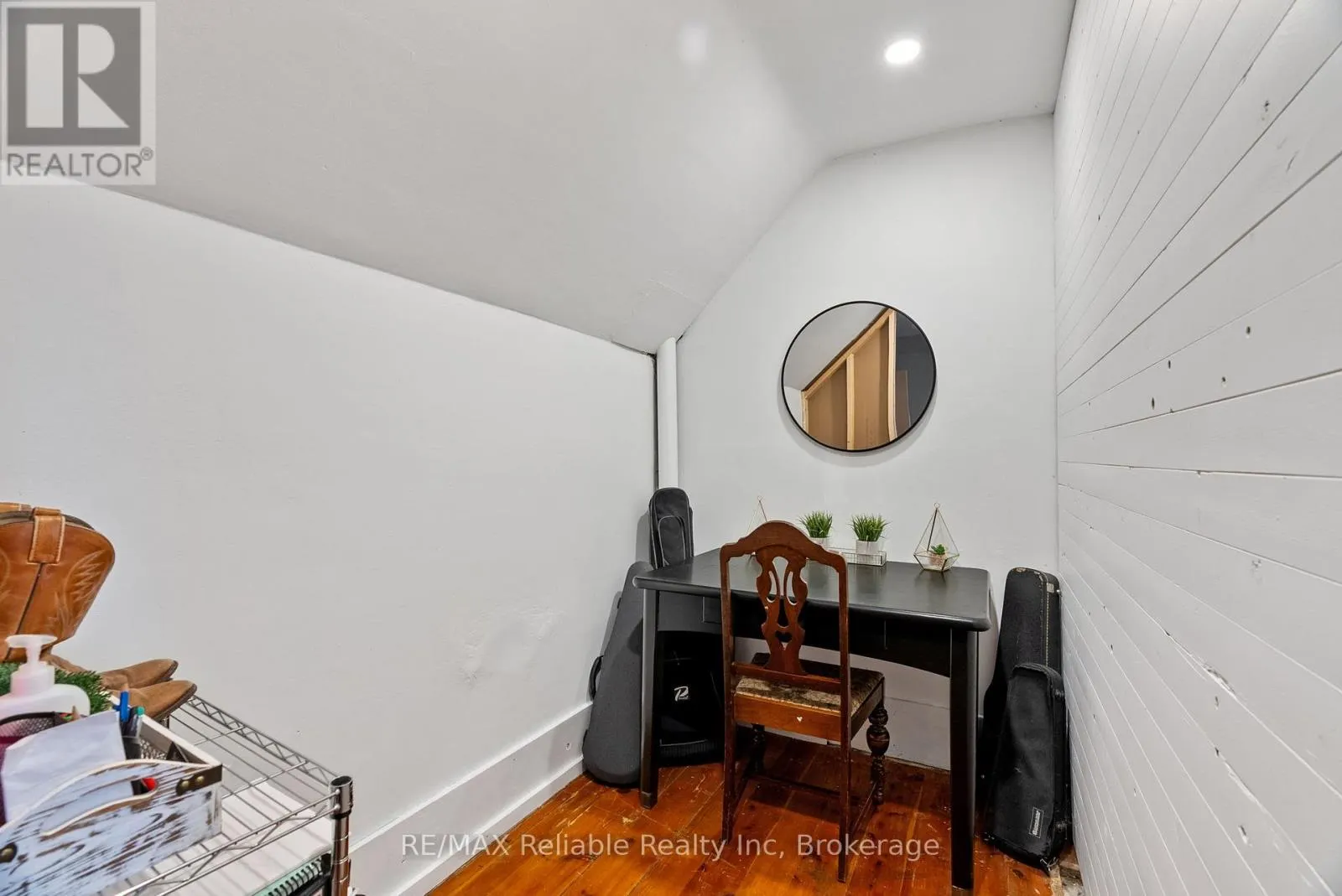43488 CHISELHURST ROAD
