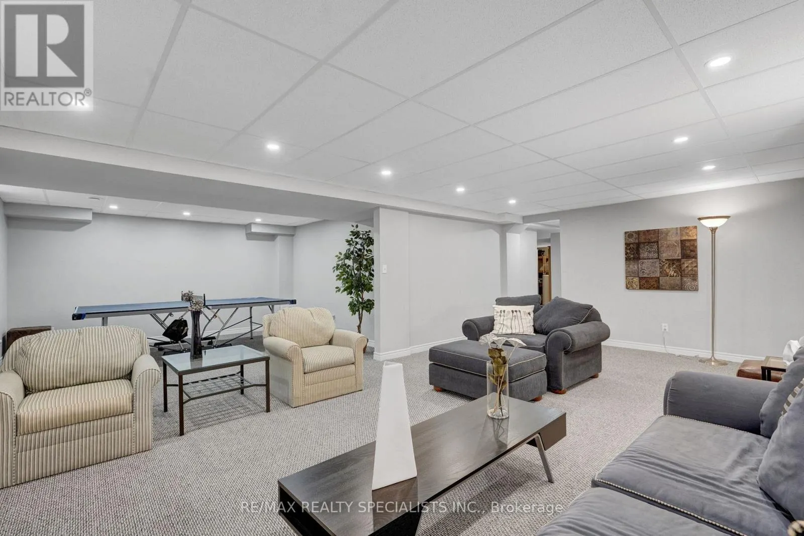 7103 BURBANK CRESCENT