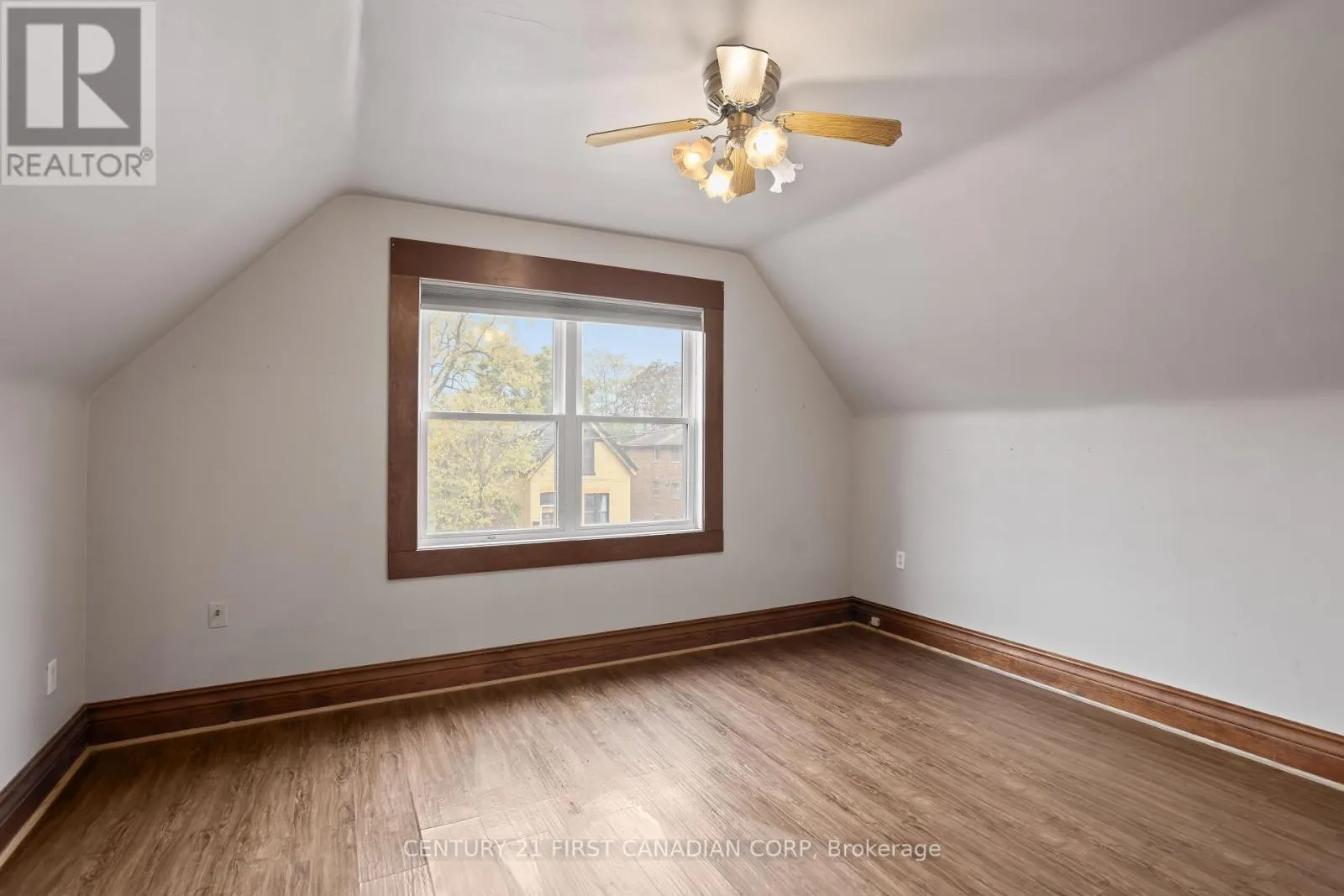 16 WOODWARD AVENUE