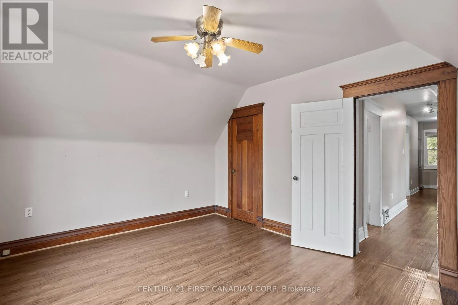 16 WOODWARD AVENUE