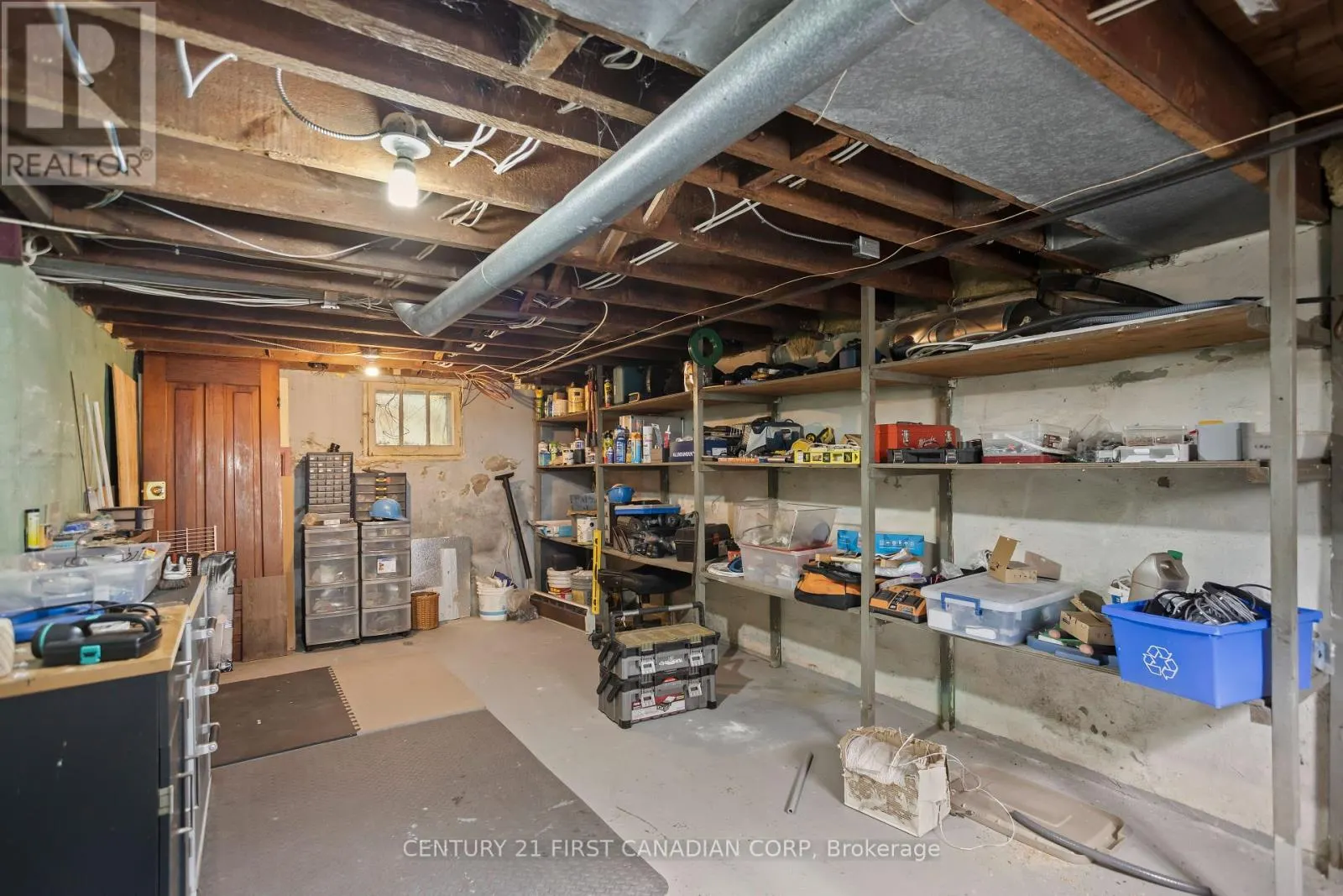 16 WOODWARD AVENUE