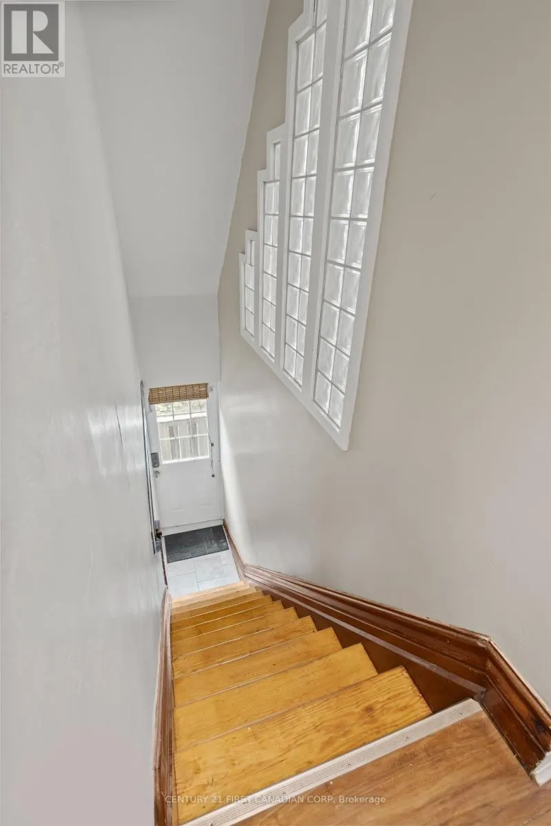 16 WOODWARD AVENUE