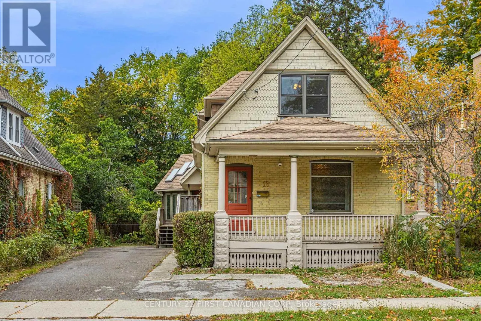 16 WOODWARD AVENUE