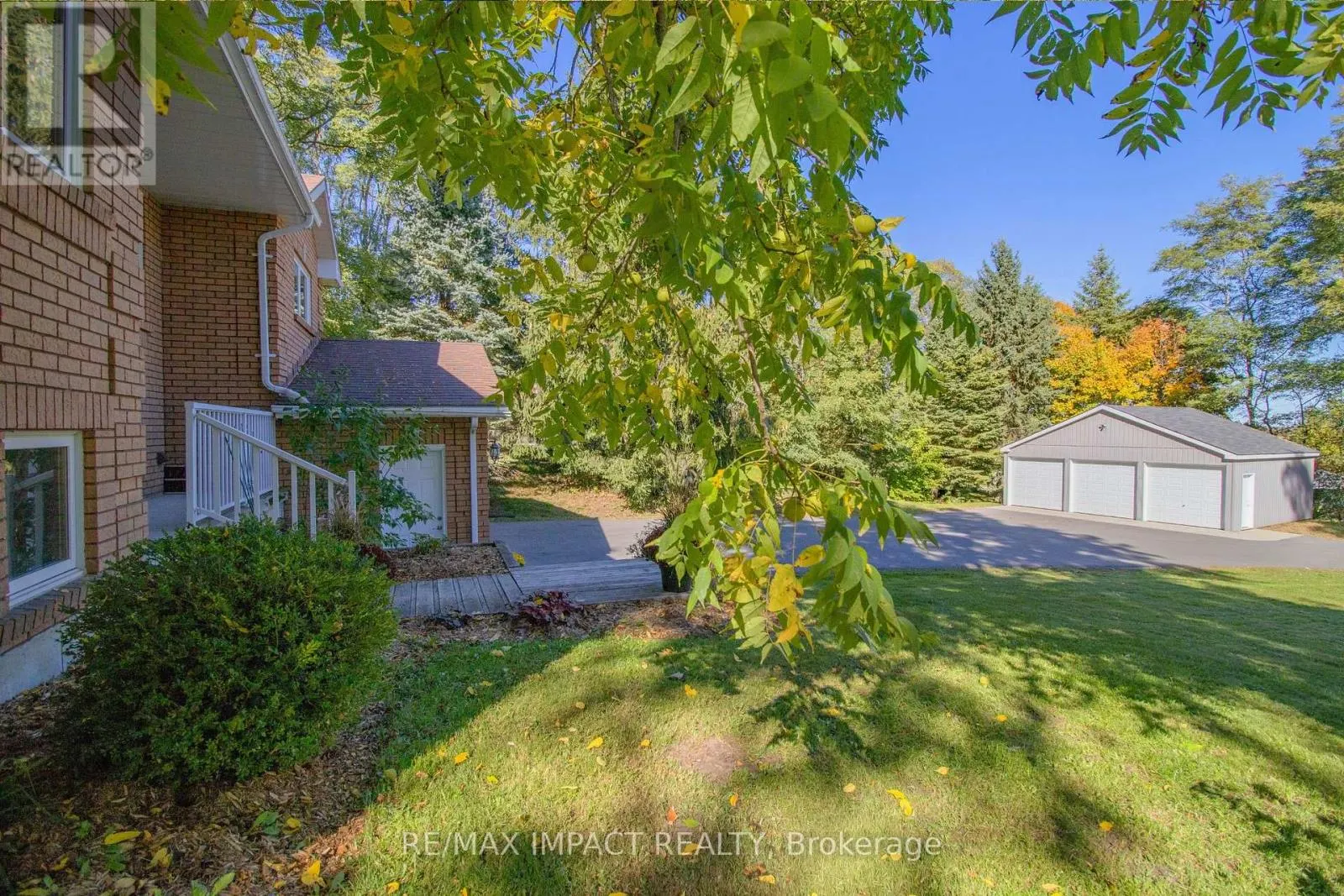 5176 KELLY ROAD