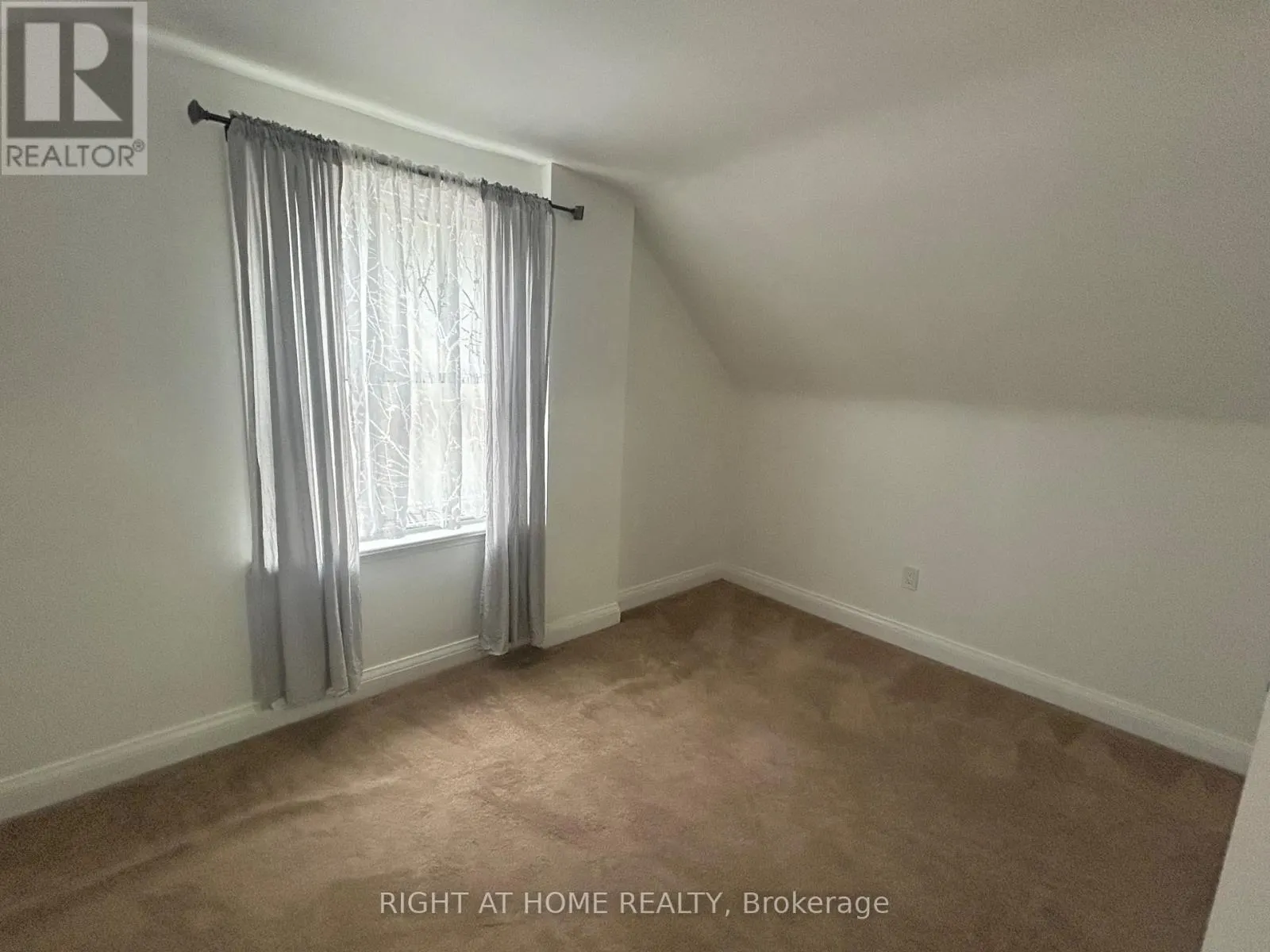 94 EAST 27TH STREET