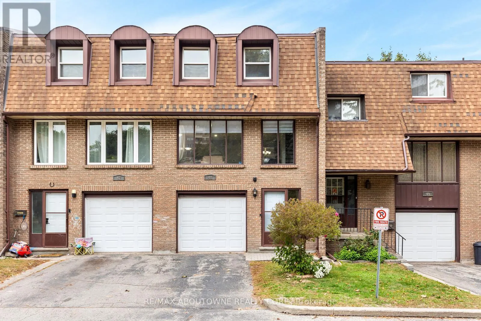 48 - 49 CEDARWOODS CRESCENT