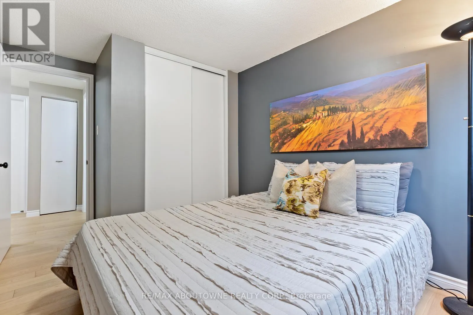 48 - 49 CEDARWOODS CRESCENT