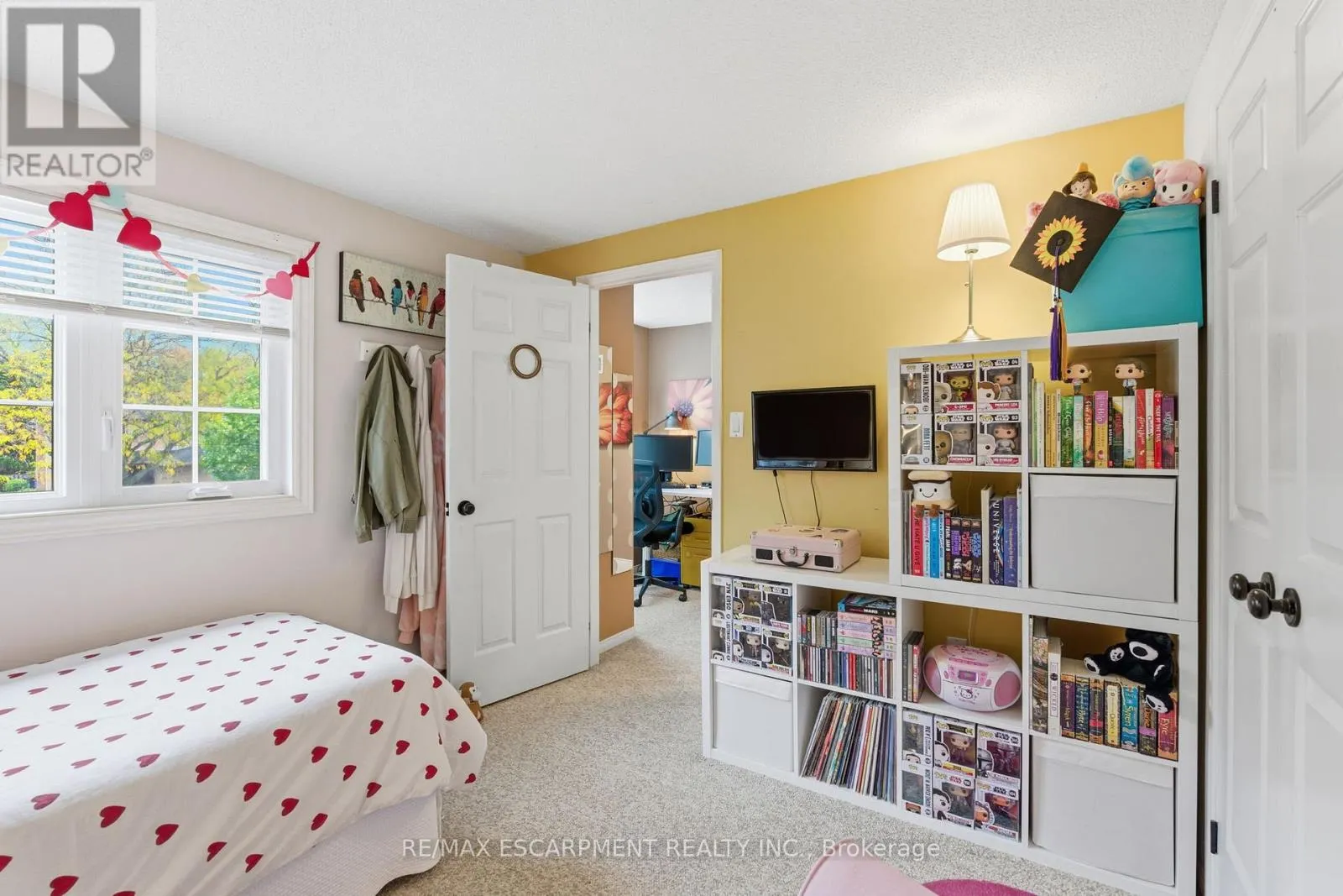 113 BRIAN BOULEVARD