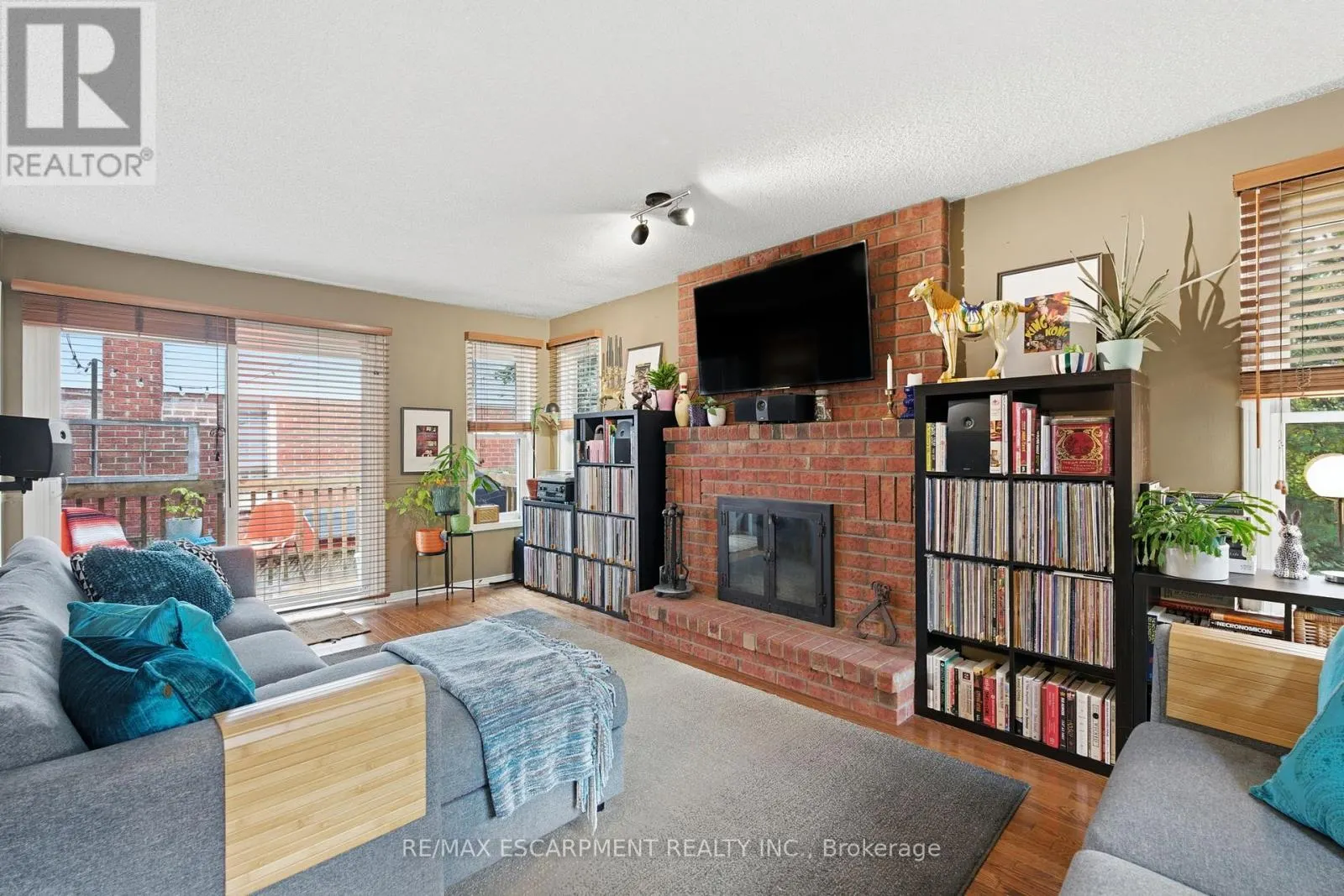 113 BRIAN BOULEVARD