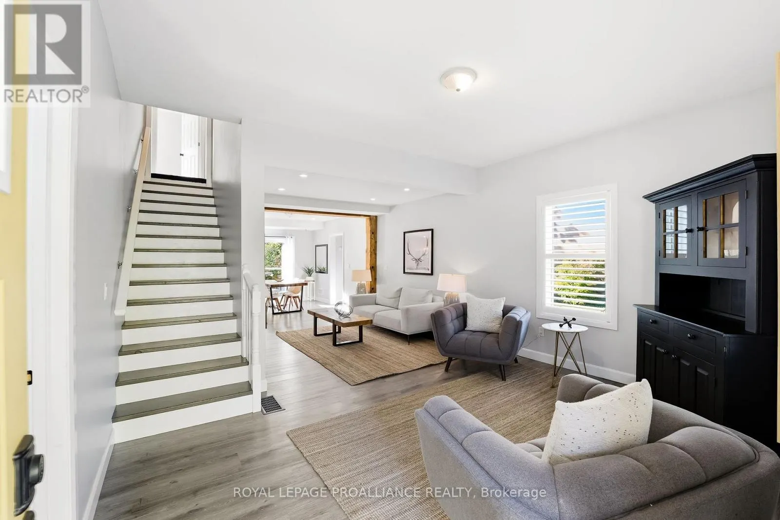 80 ELGIN STREET N
