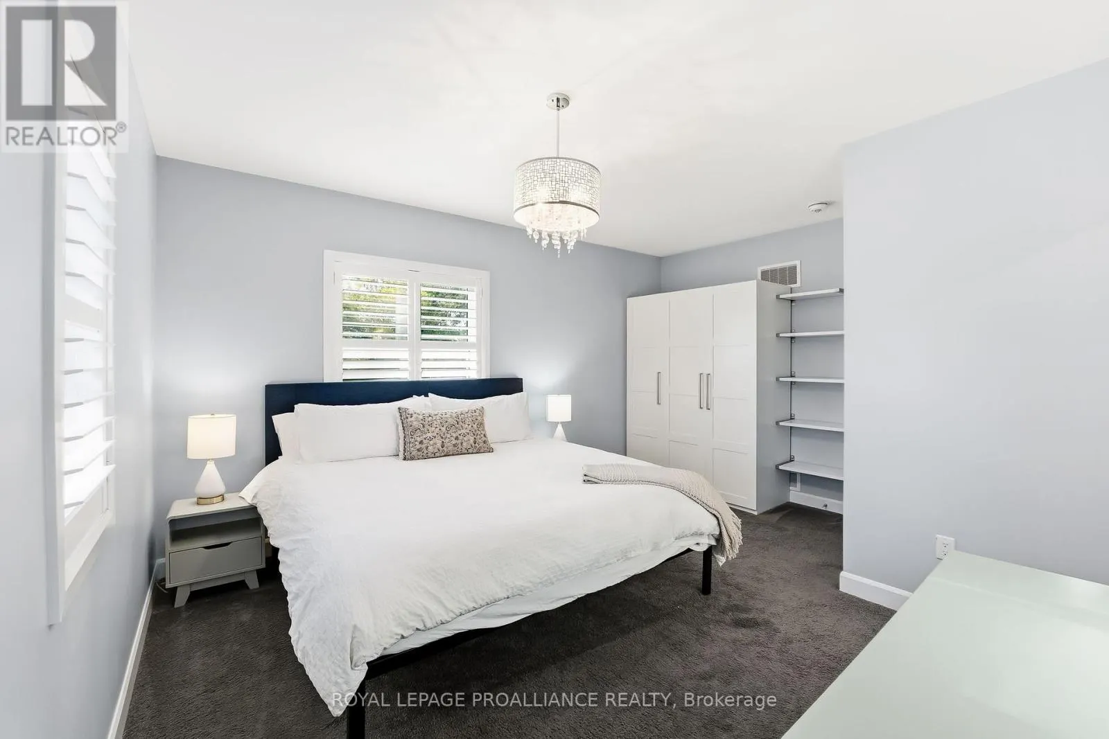 80 ELGIN STREET N