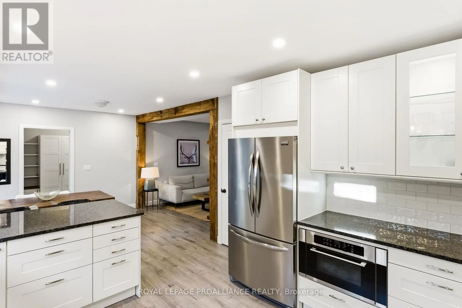 80 ELGIN STREET N